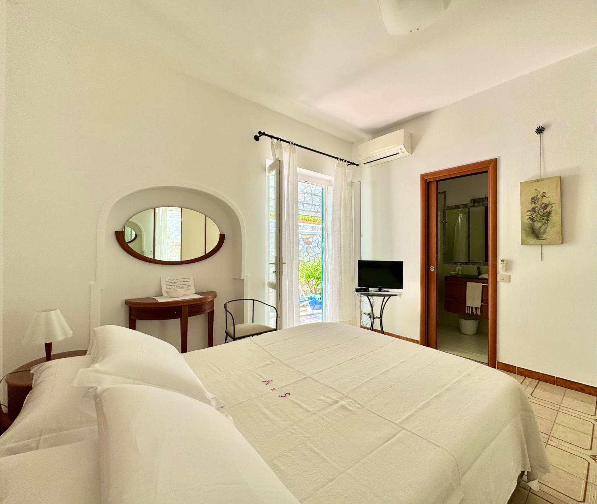 Two-Bedroom Apartment,1658124093:JPEG