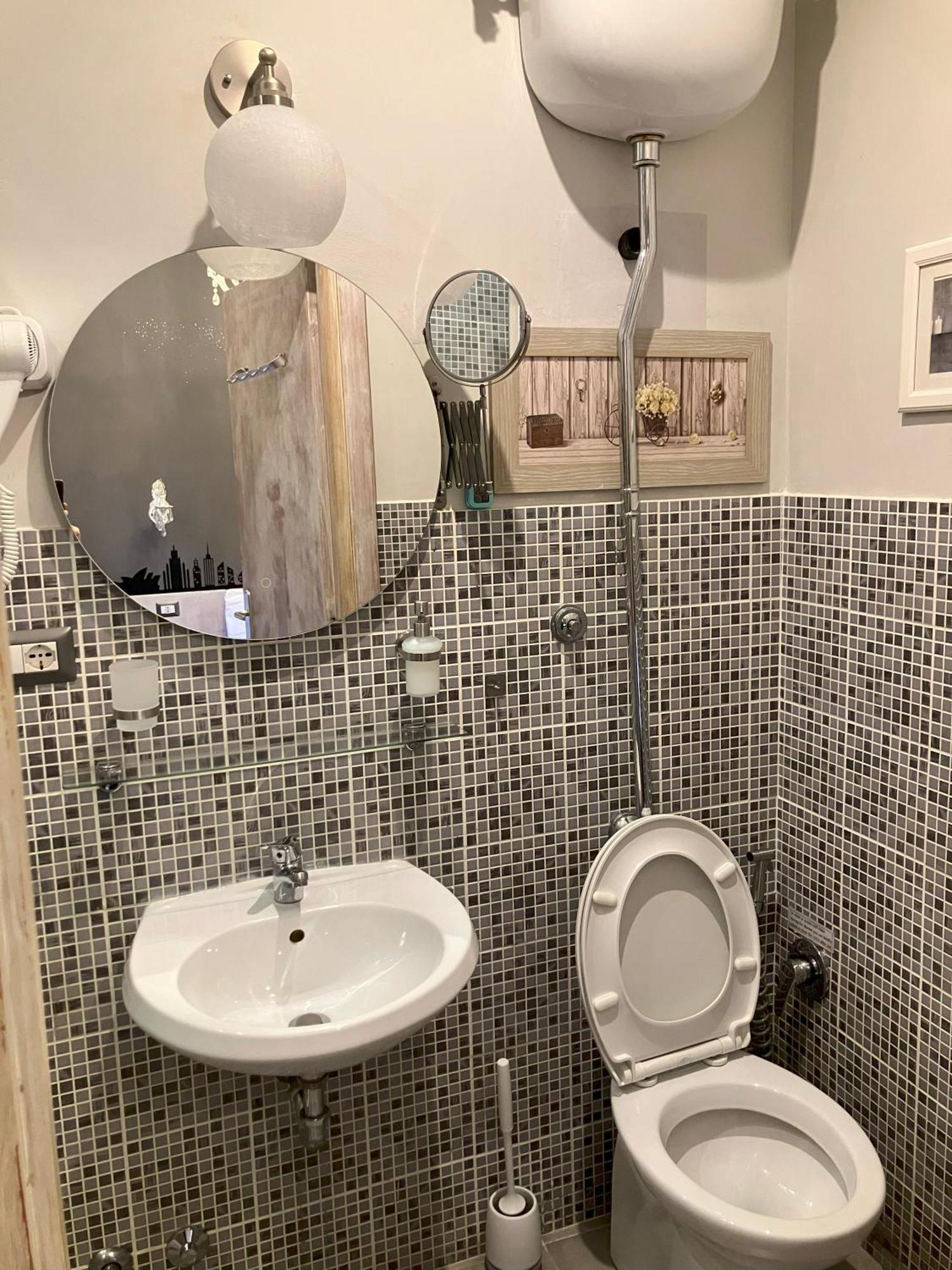 Large Deluxe En-suite