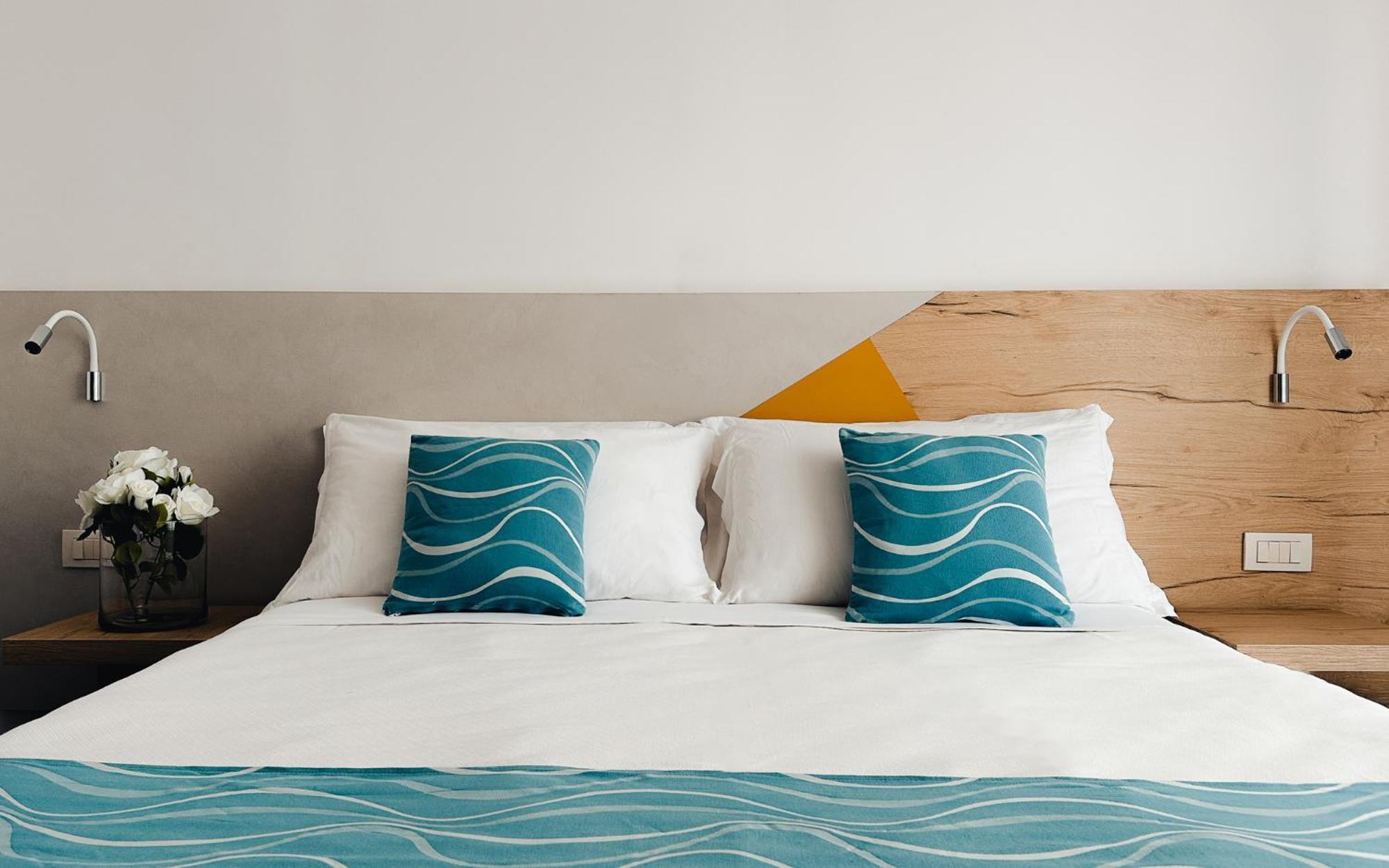 Standard Double or Twin Room,1662393763:JPEG