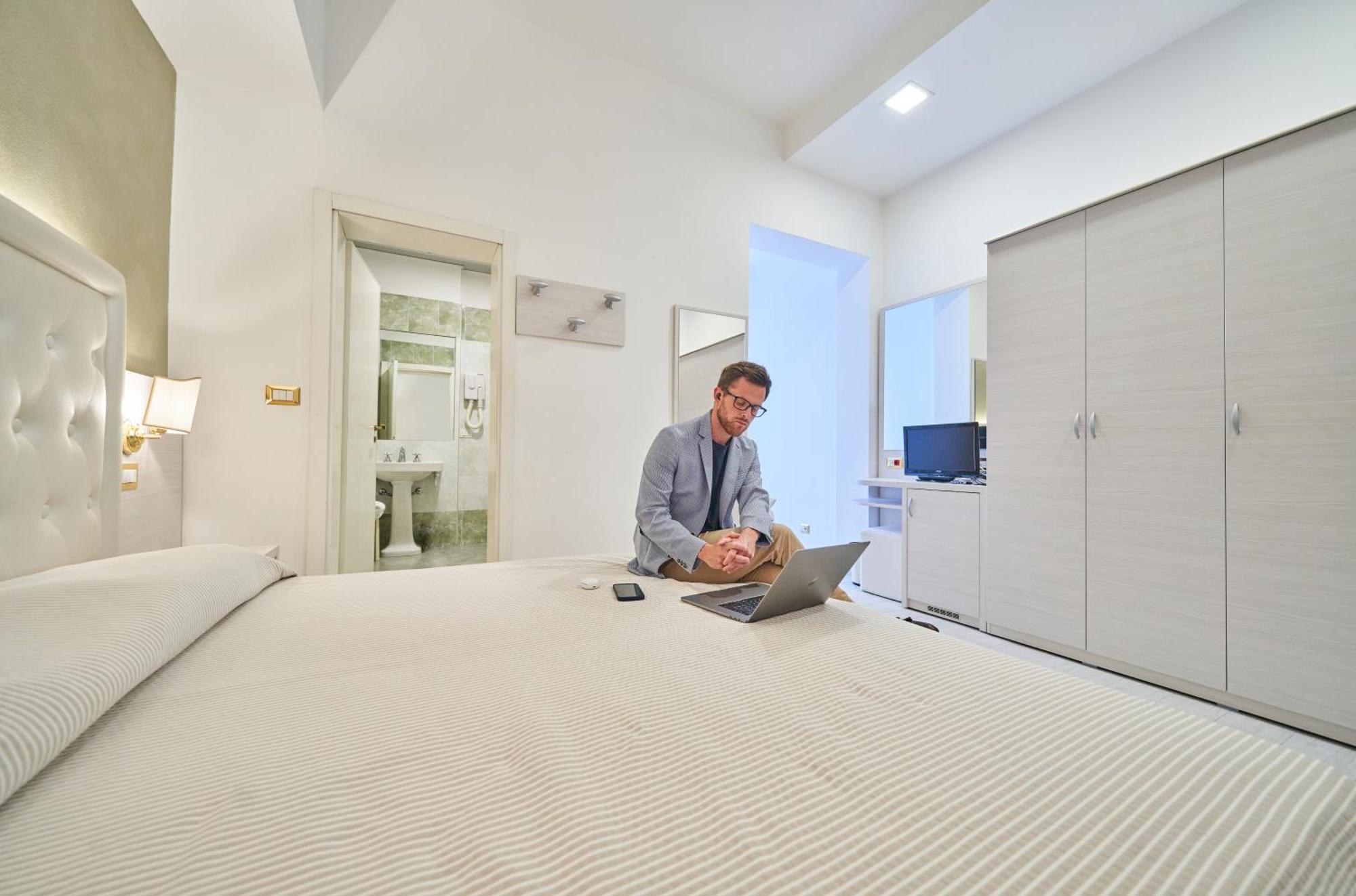 Double Room,1662427889:JPEG