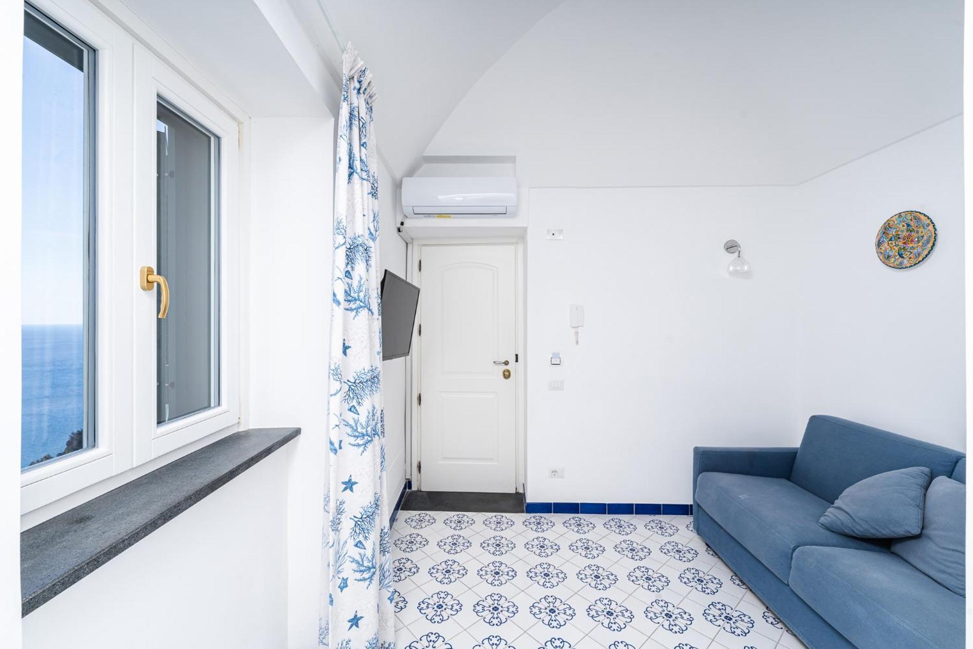 Double Room Terrace,1663129126:JPEG