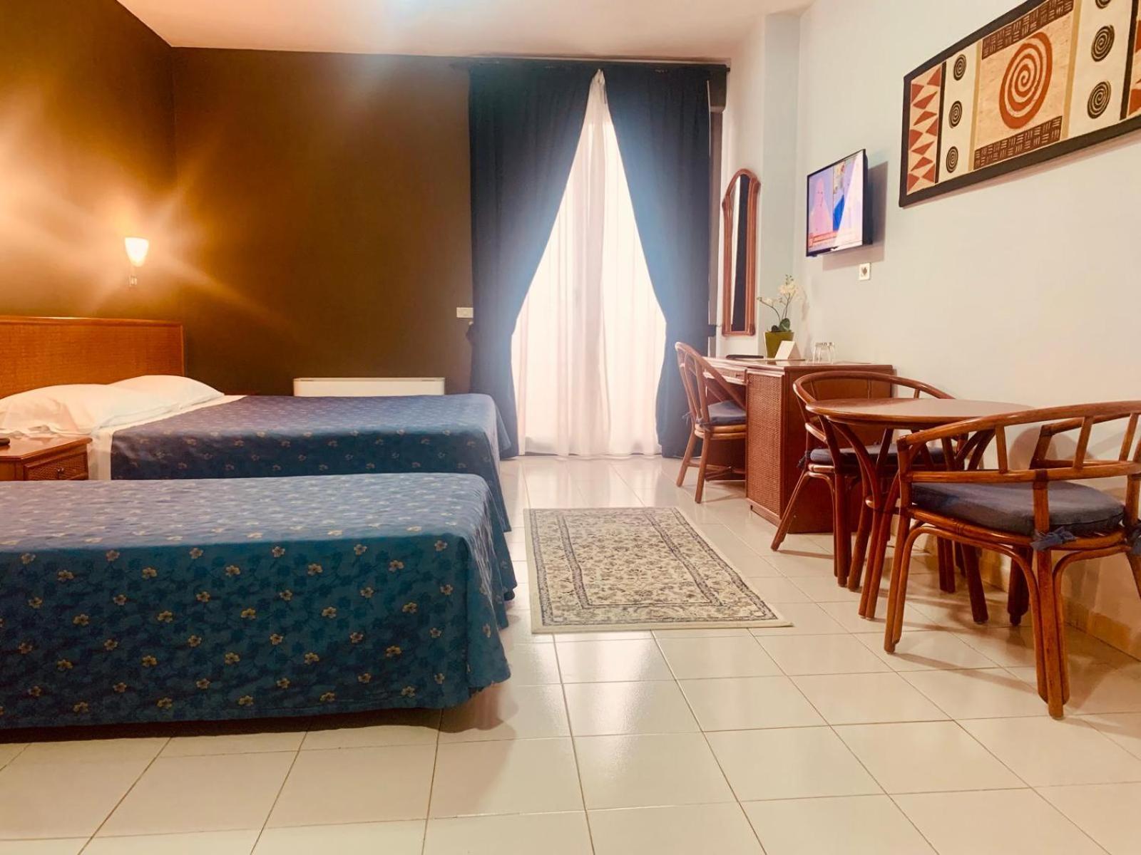 Deluxe Triple Room