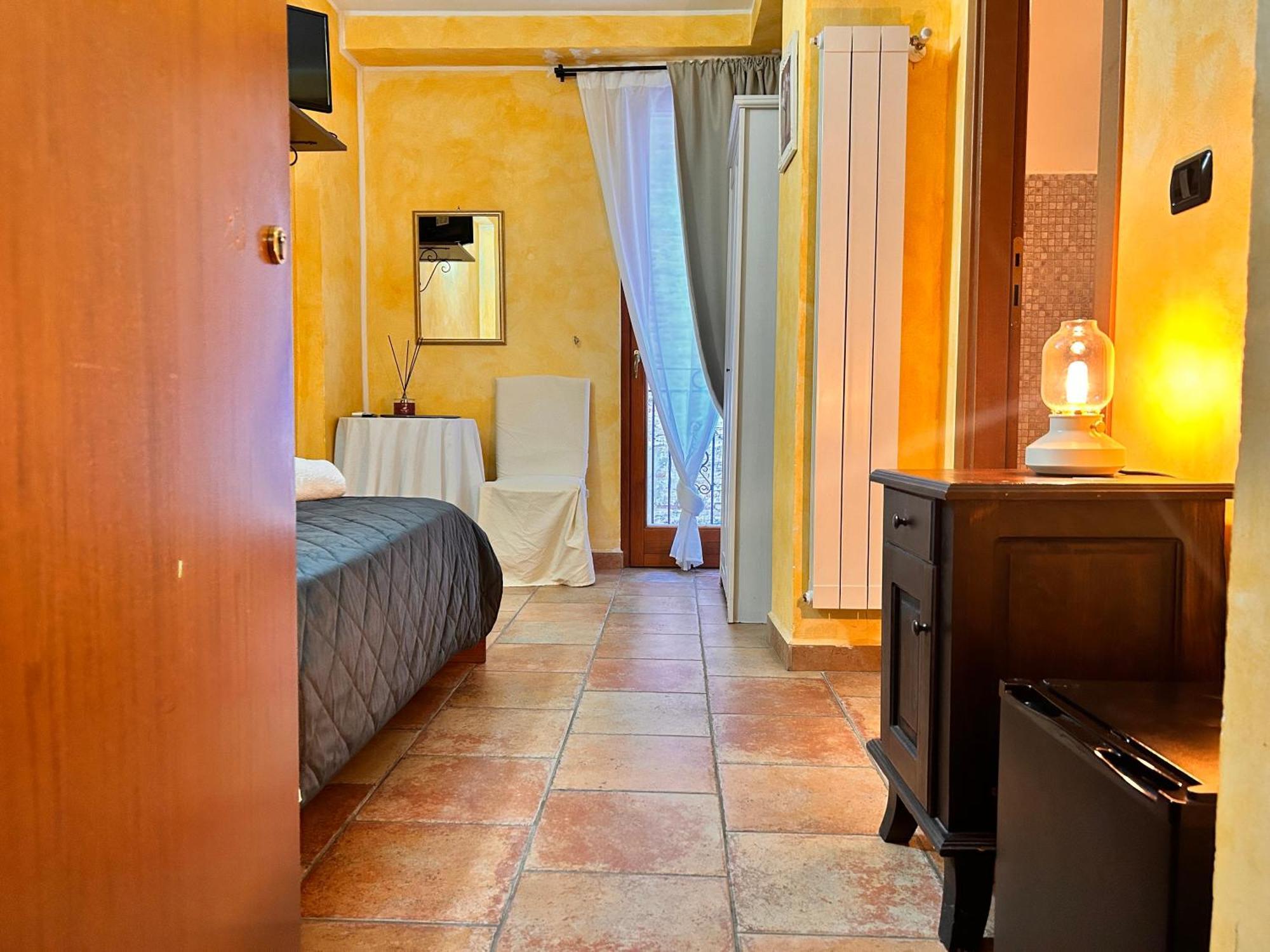 Single Room Bathroom,1670705696:JPEG