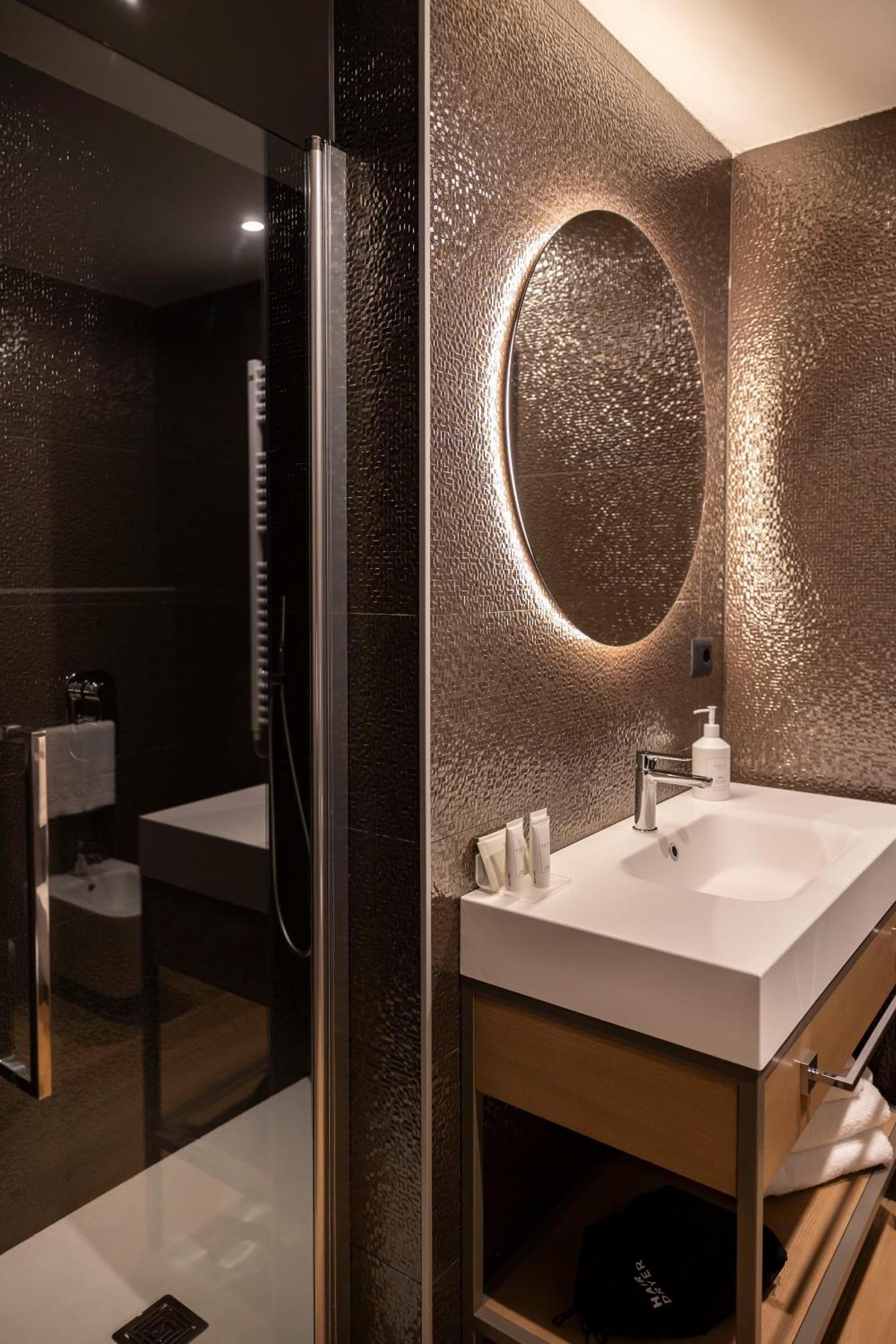 Deluxe Double or Twin Room Sea View