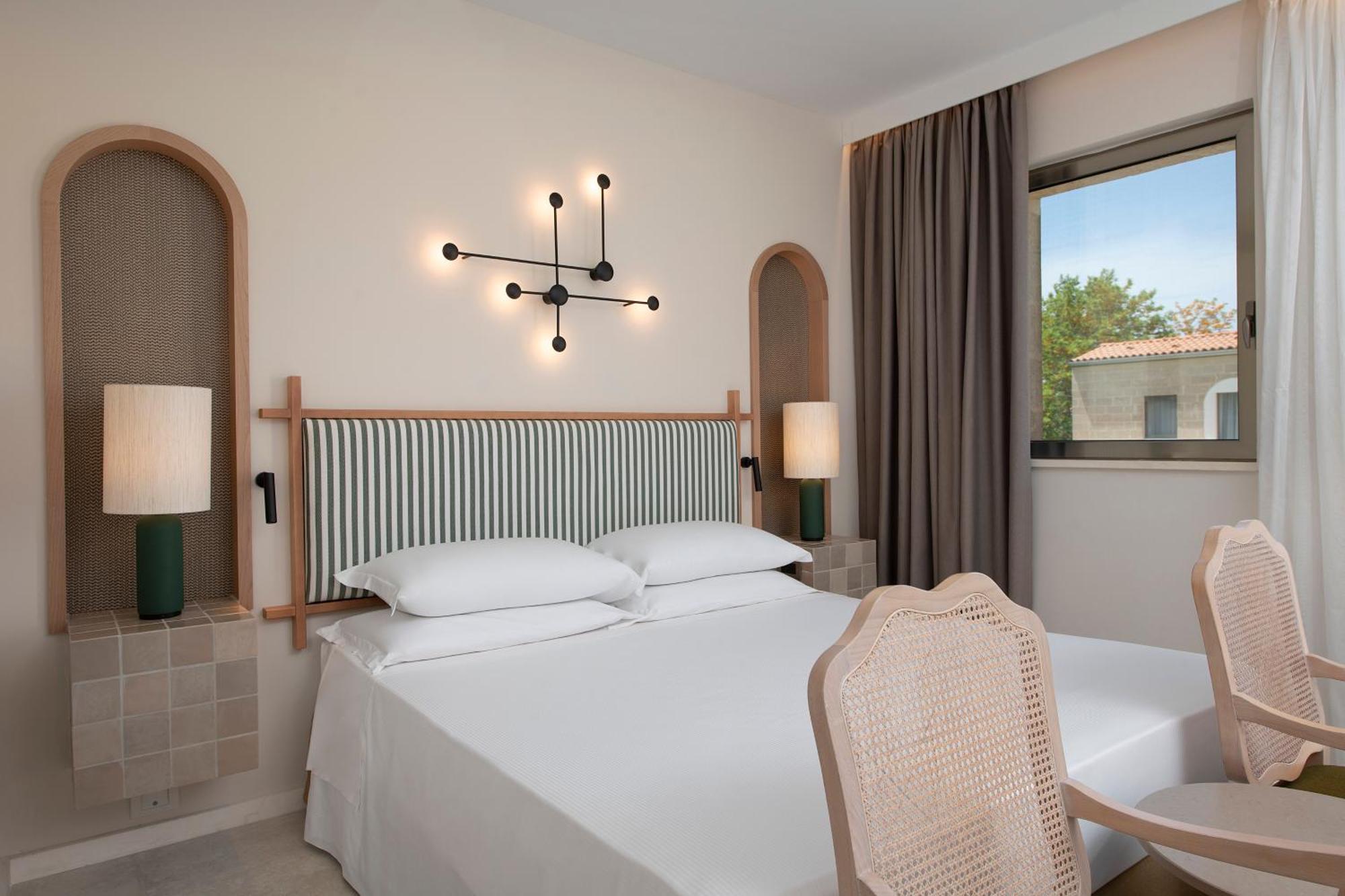 Classic Double Room,1227626450:JPEG