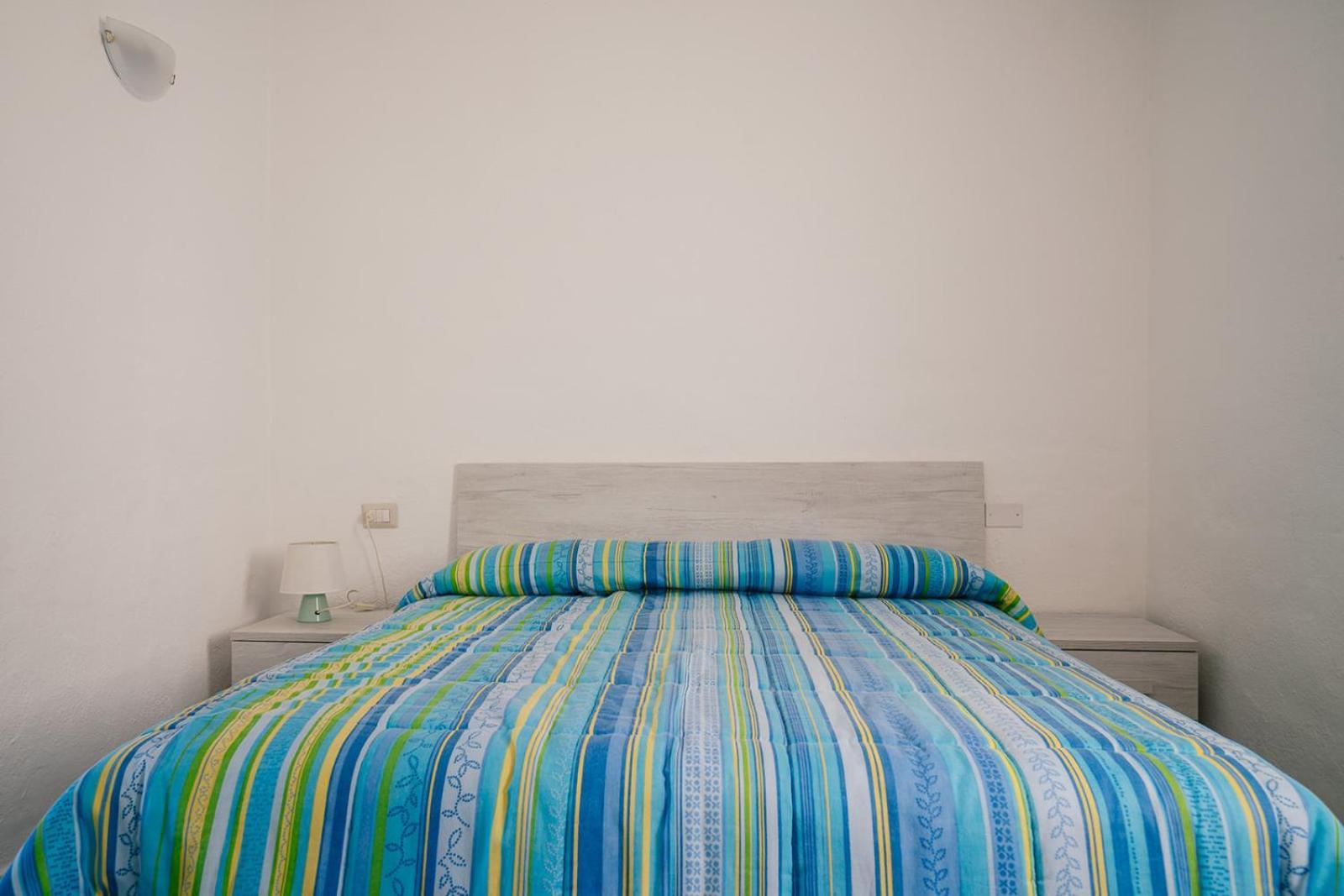 One-Bedroom Apartment,1674722064:JPEG