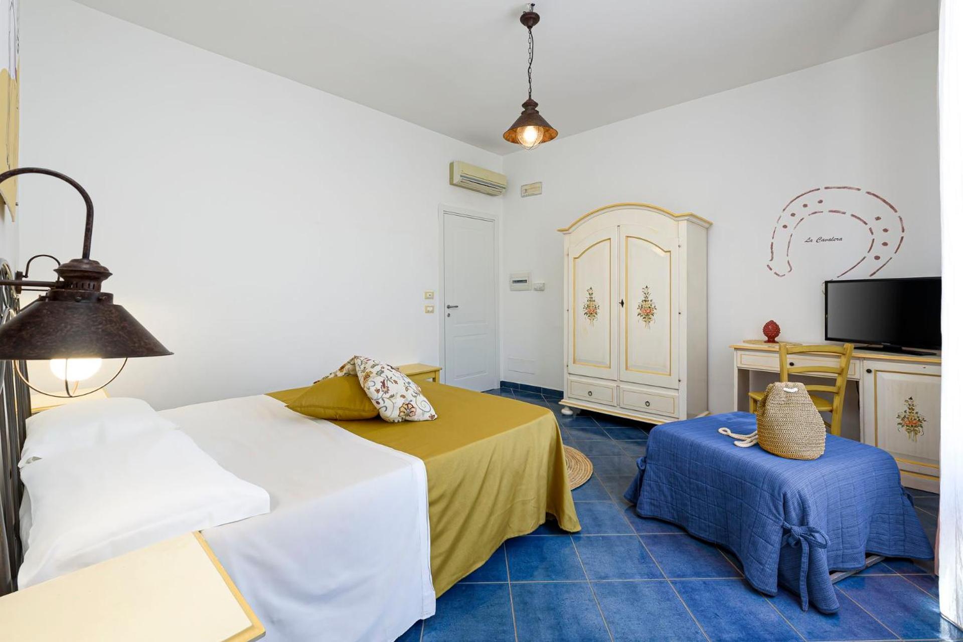 Deluxe Triple Room