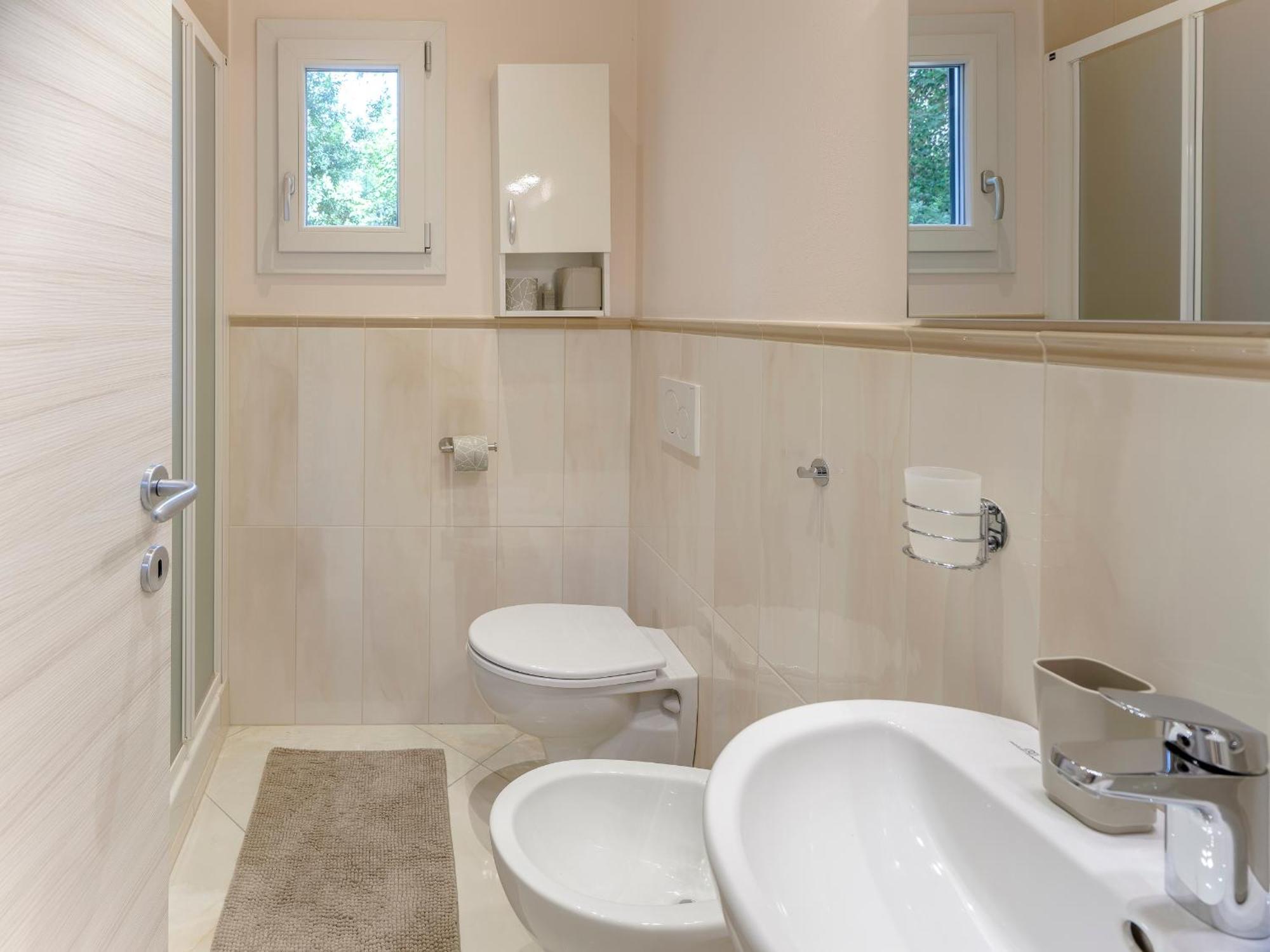 Apartament typu Deluxe z 2 sypialniami i widokiem na ogród