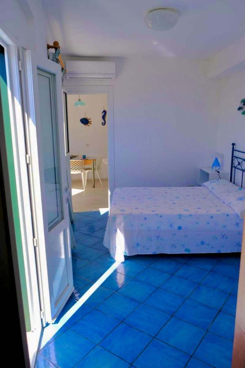 Appartamento con 2 Camere da Letto e Vista Mare