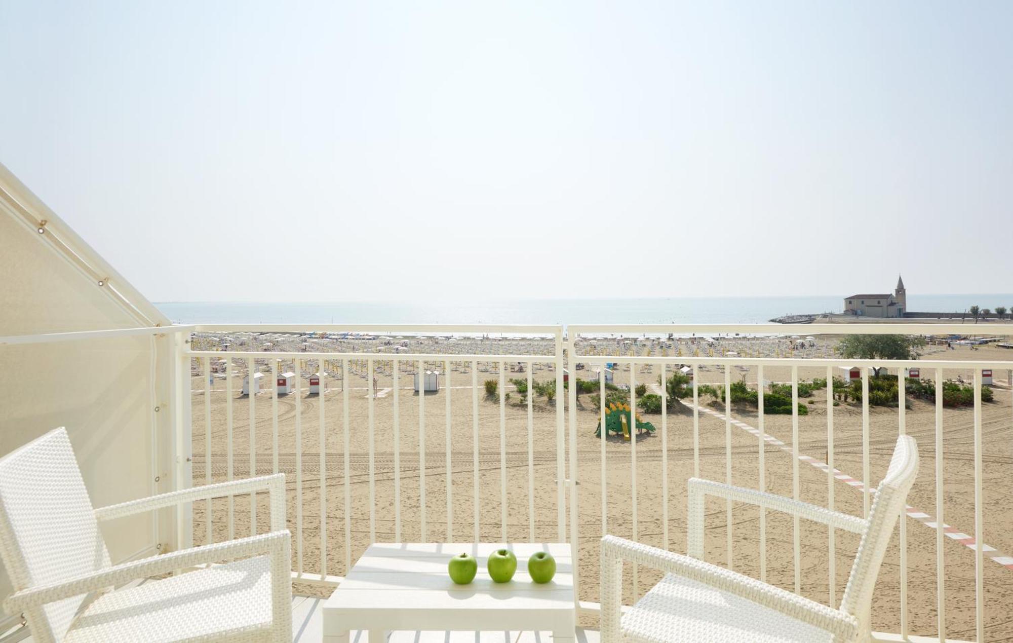 Triple Room Sea View,1678638448:JPEG