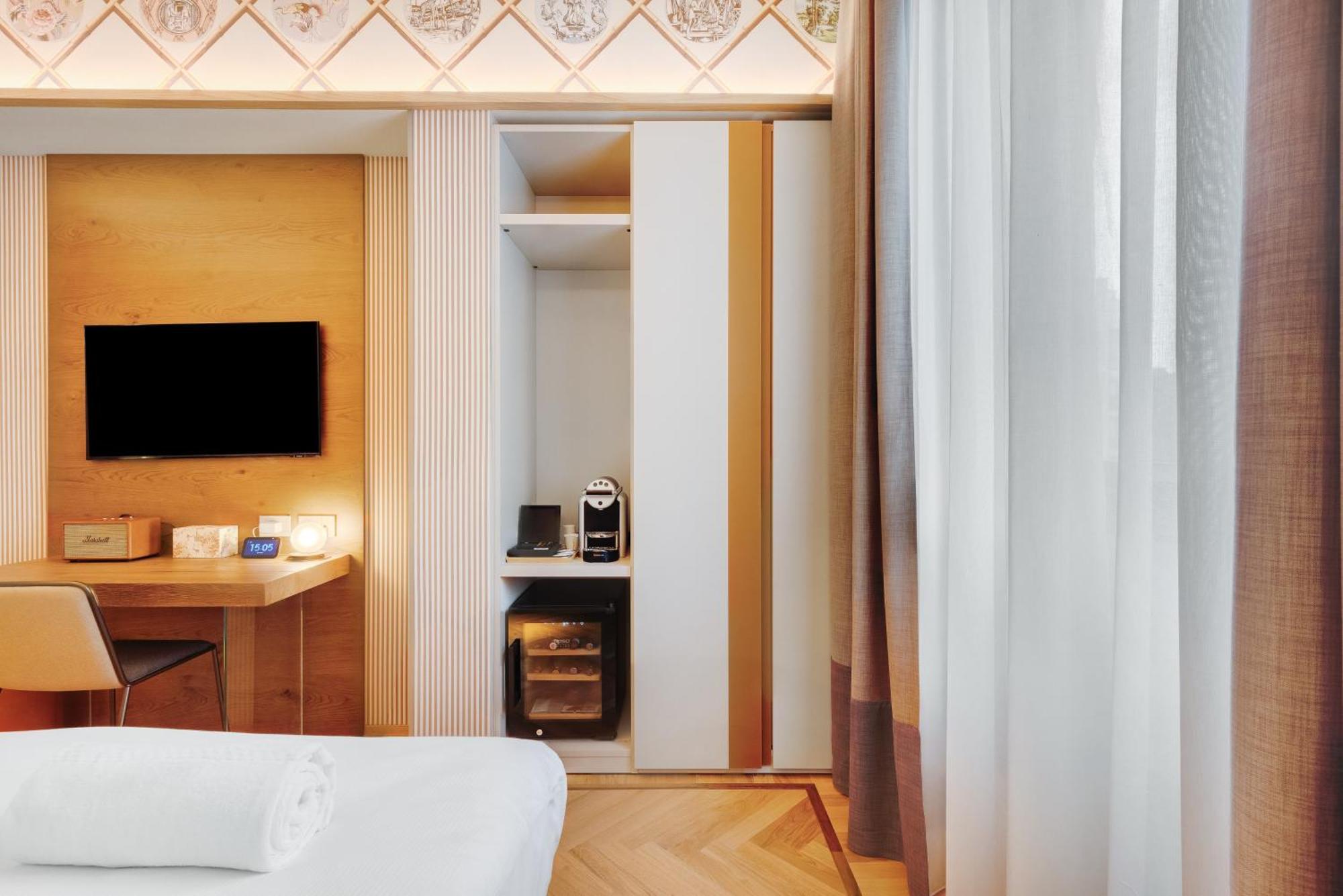 Standard Single Room,1678642600:JPEG