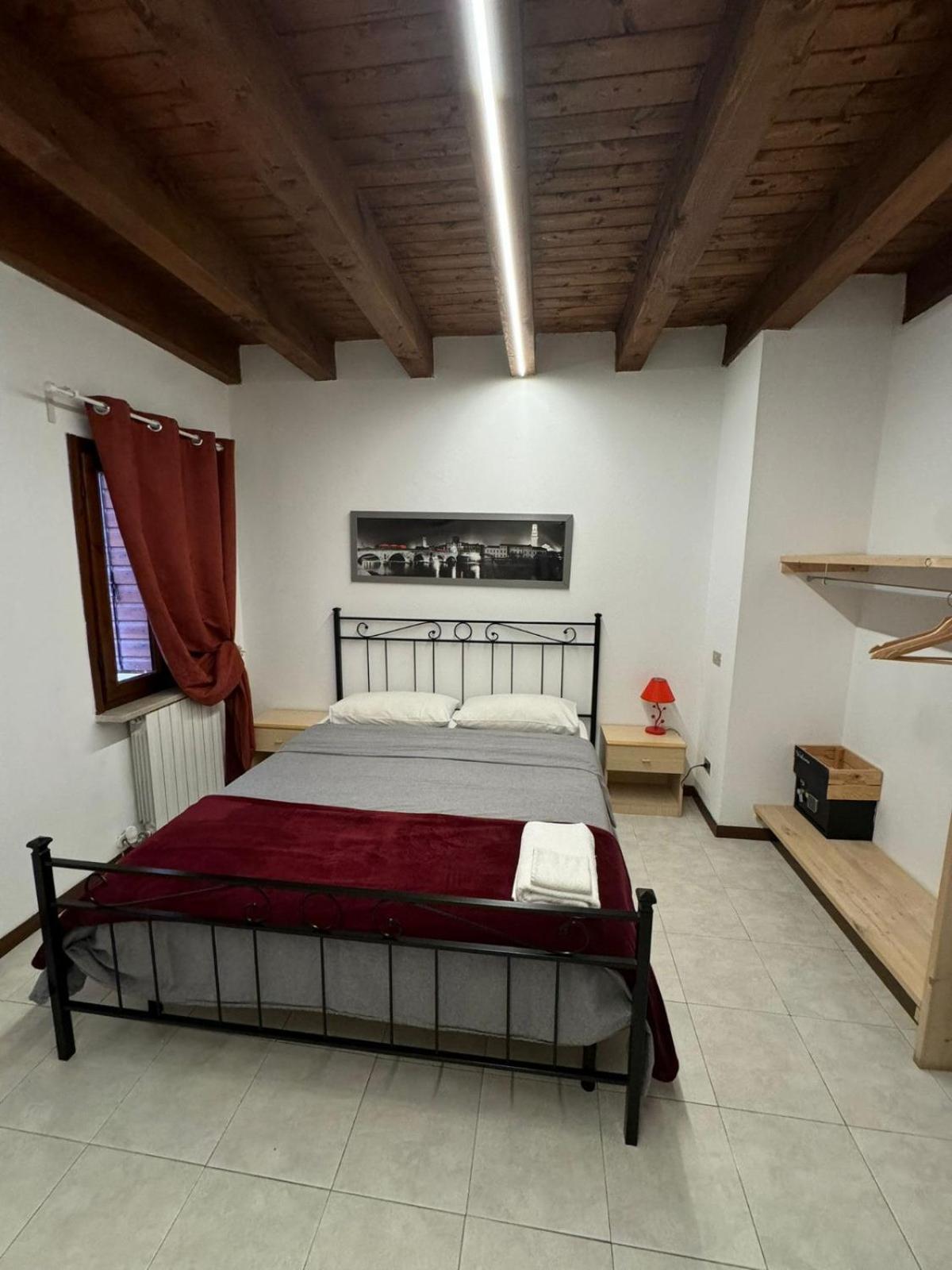 Appartamento con 2 Camere da Letto