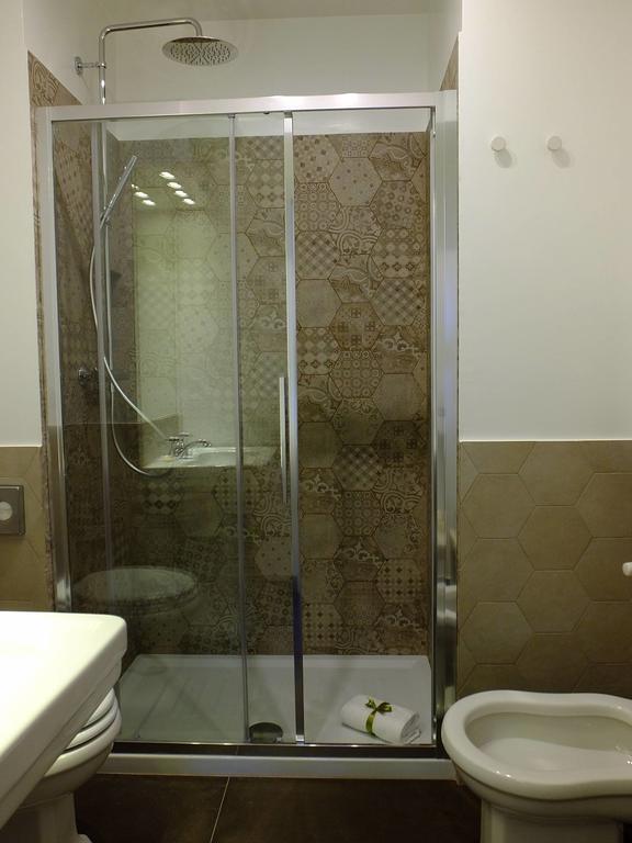 Quarto Superior com Cama de Casal ou 2 de Solteiro