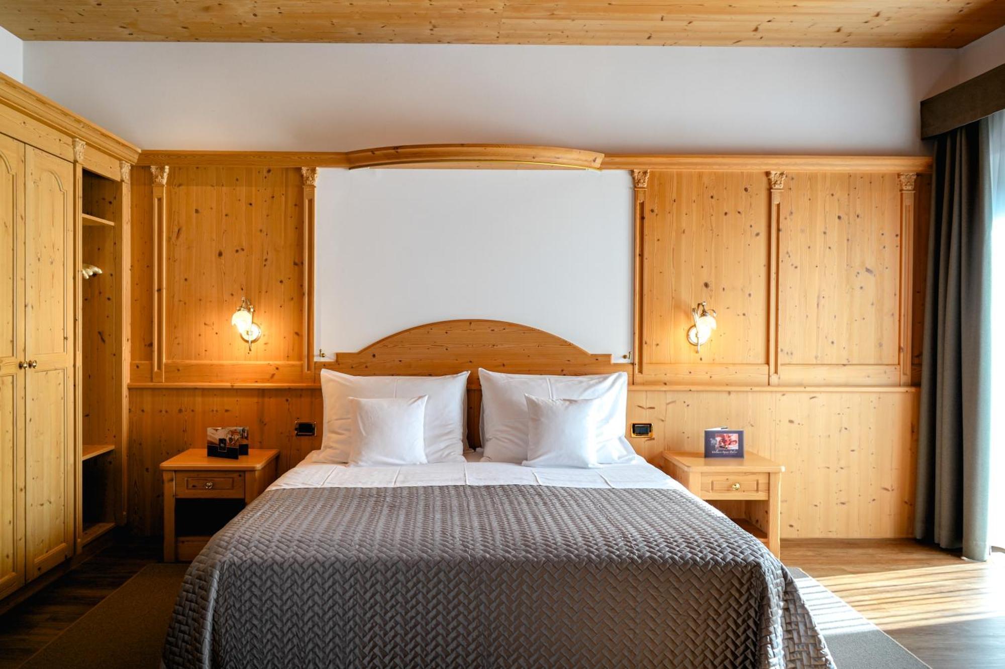 Junior Suite View,1683814921:JPEG