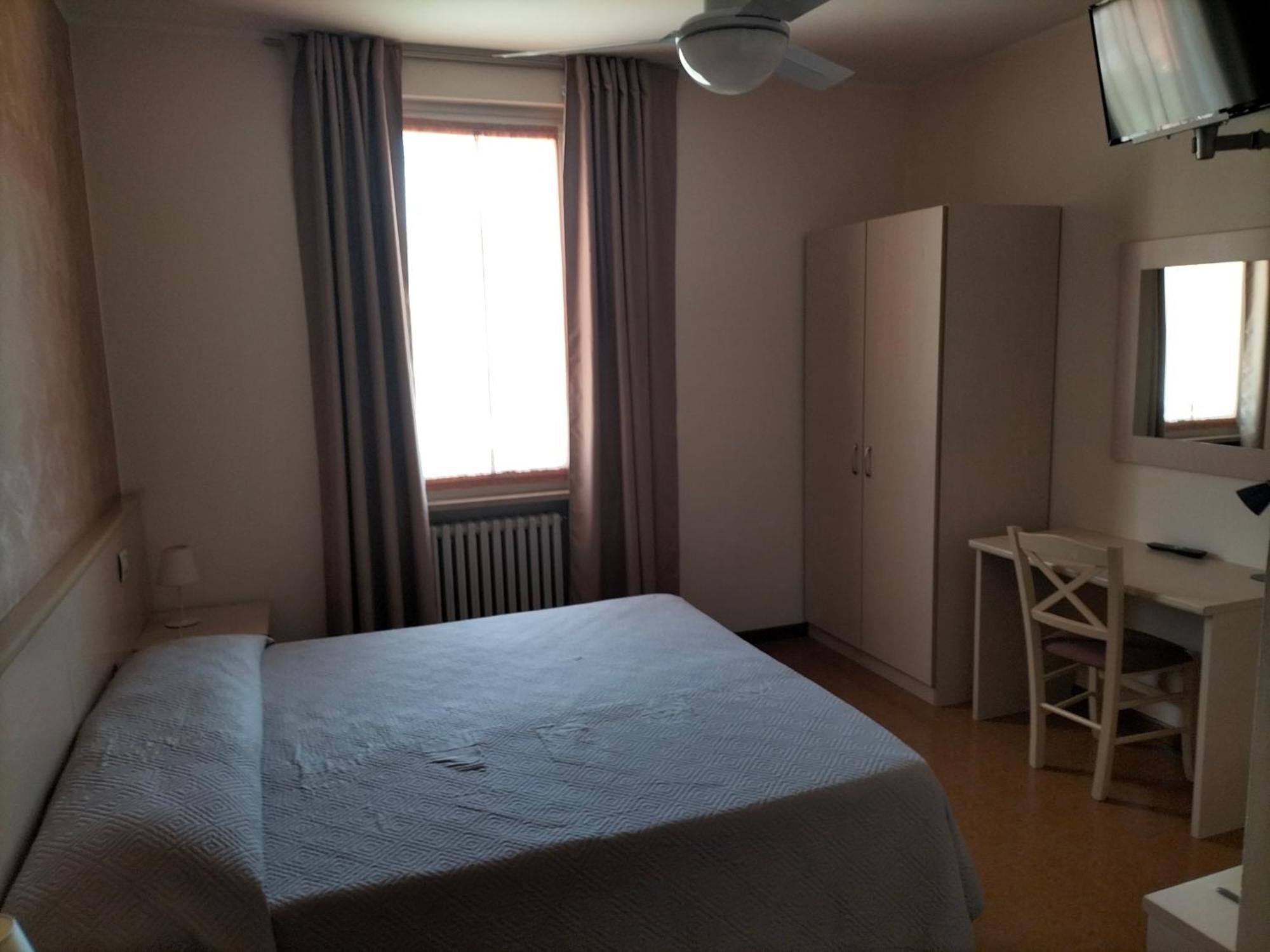 Economy Double Room,1683835066:JPEG