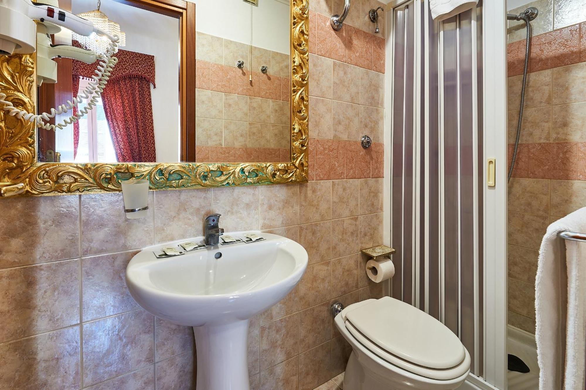 Standard Quadruple Room,1685055791:JPEG