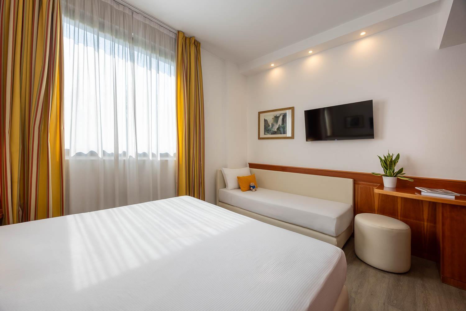 Superior Triple Room