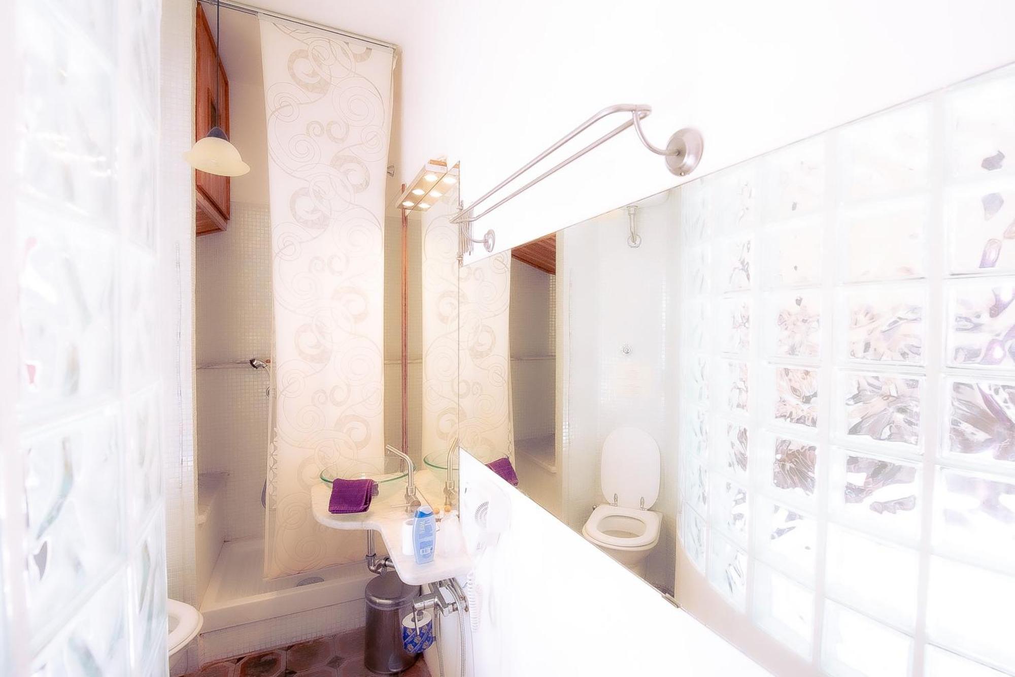 Deluxe Suite Spa Bath