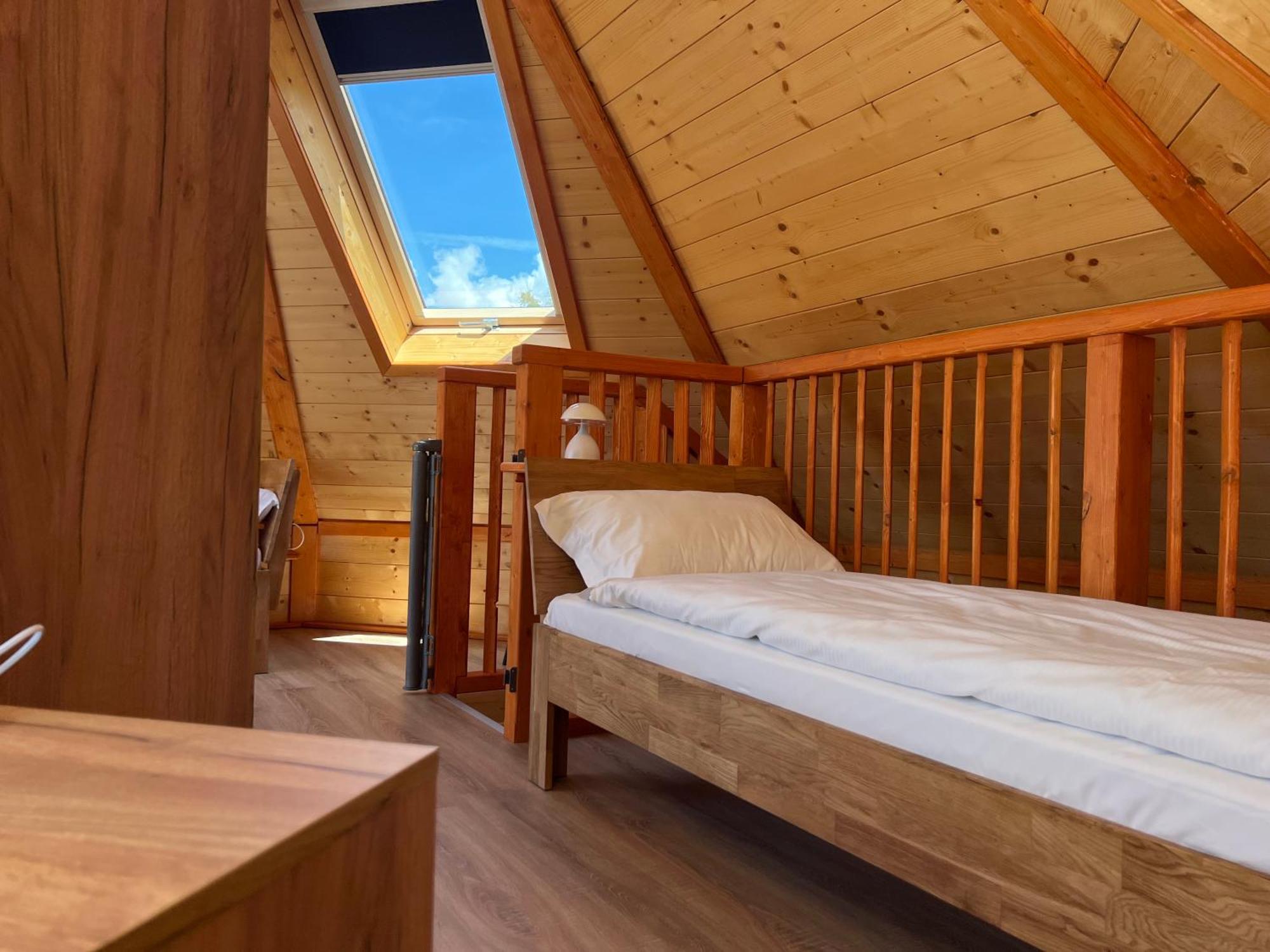 Suite Balcony,1695325446:JPEG