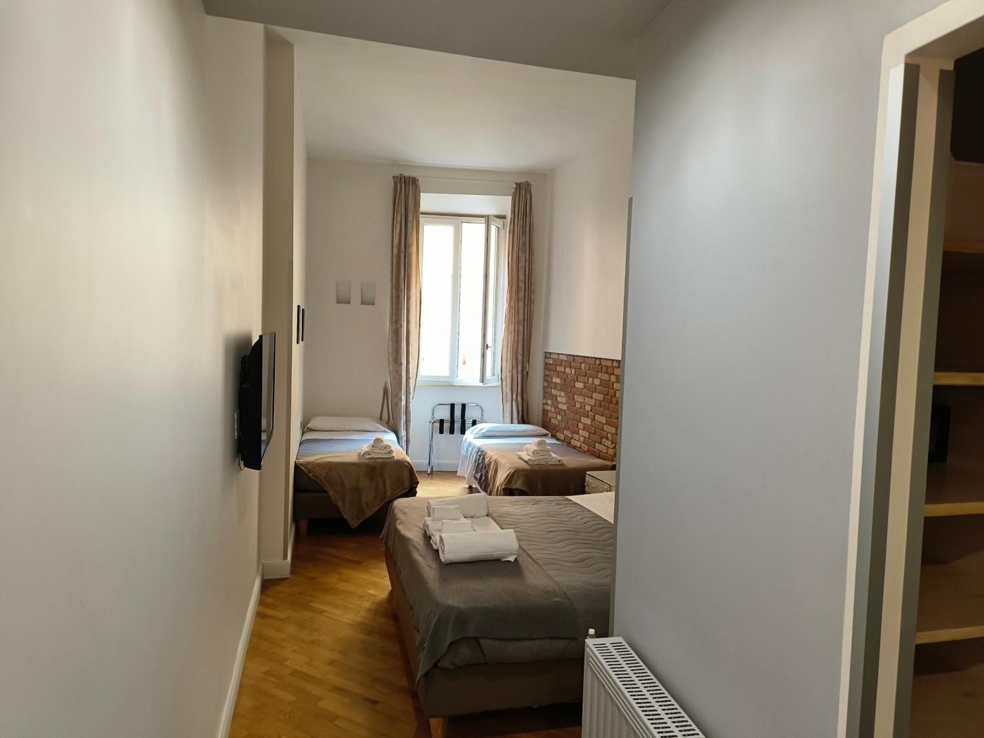 Deluxe Quadruple Room