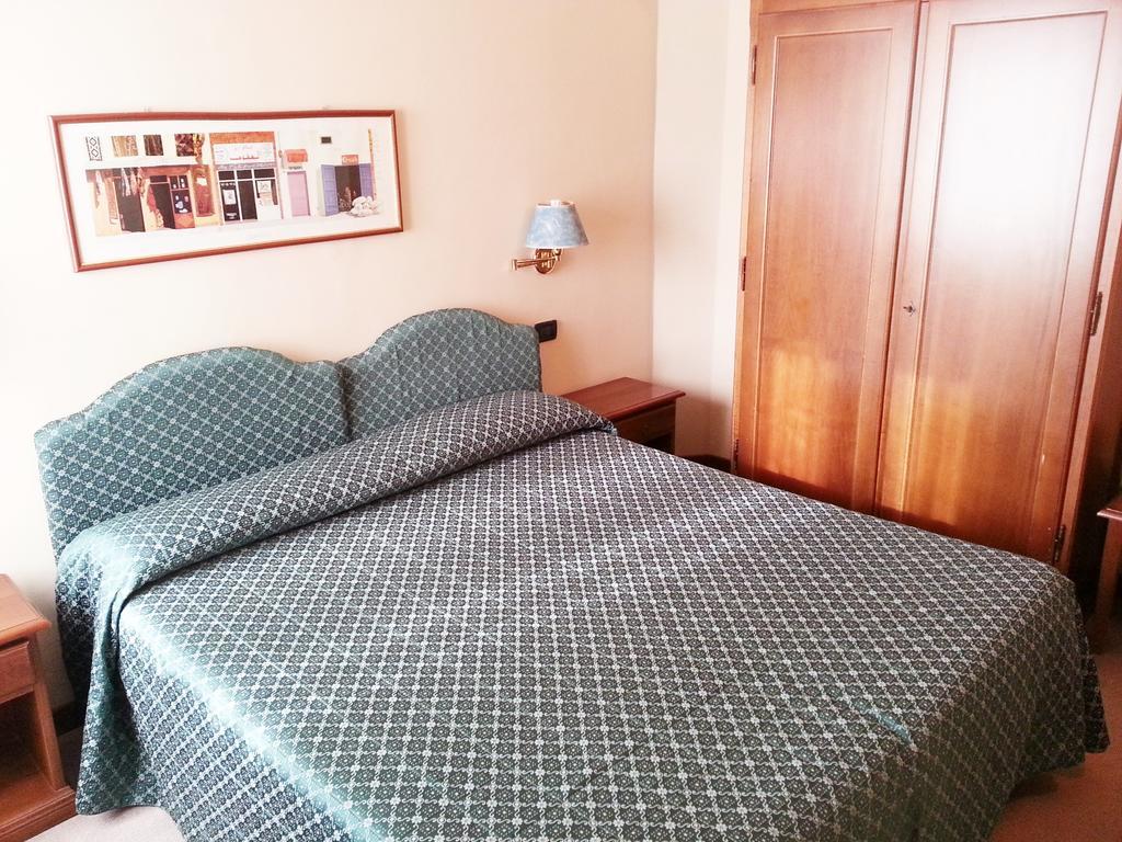 Double Room,163362246:JPEG
