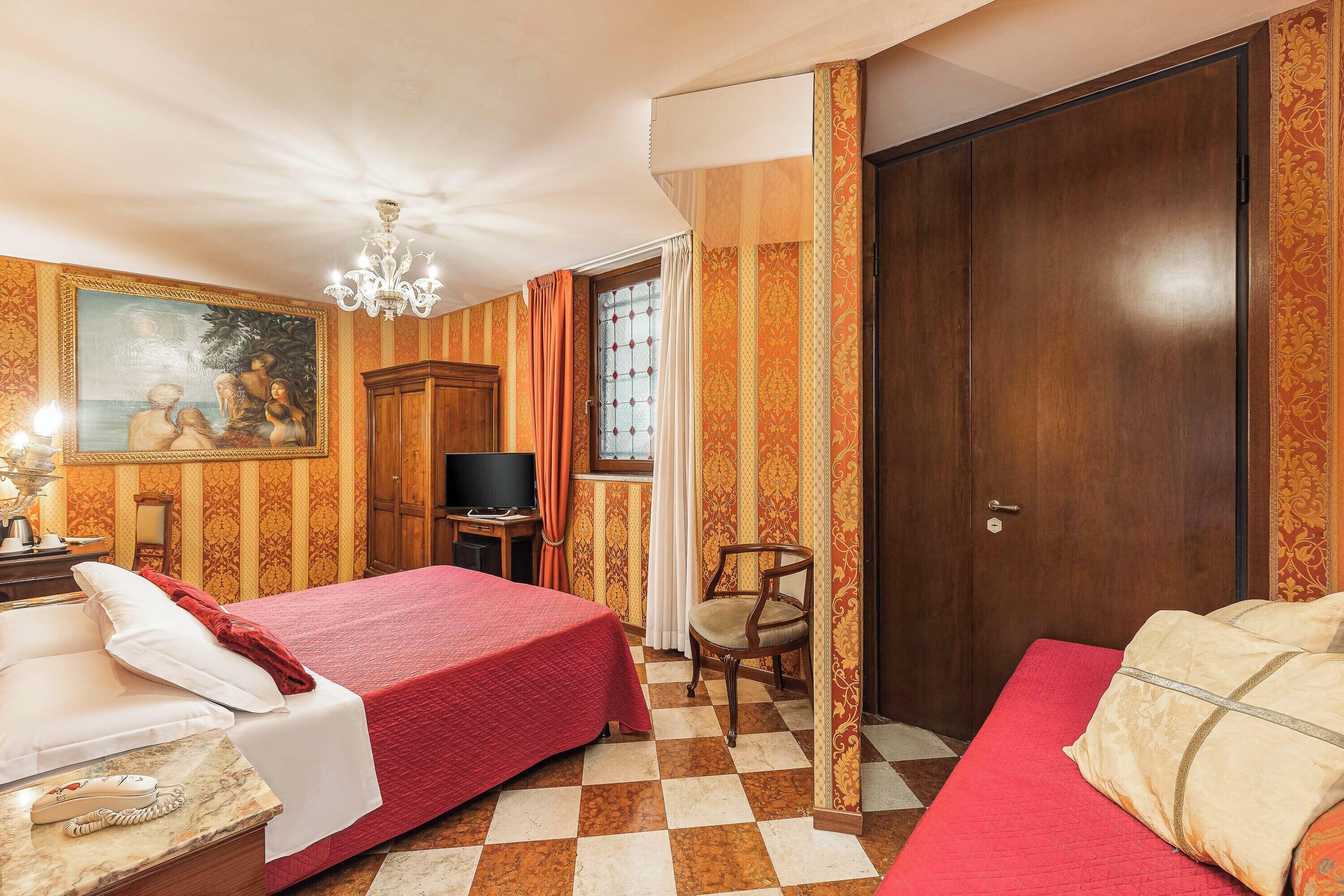 Classic Triple Room