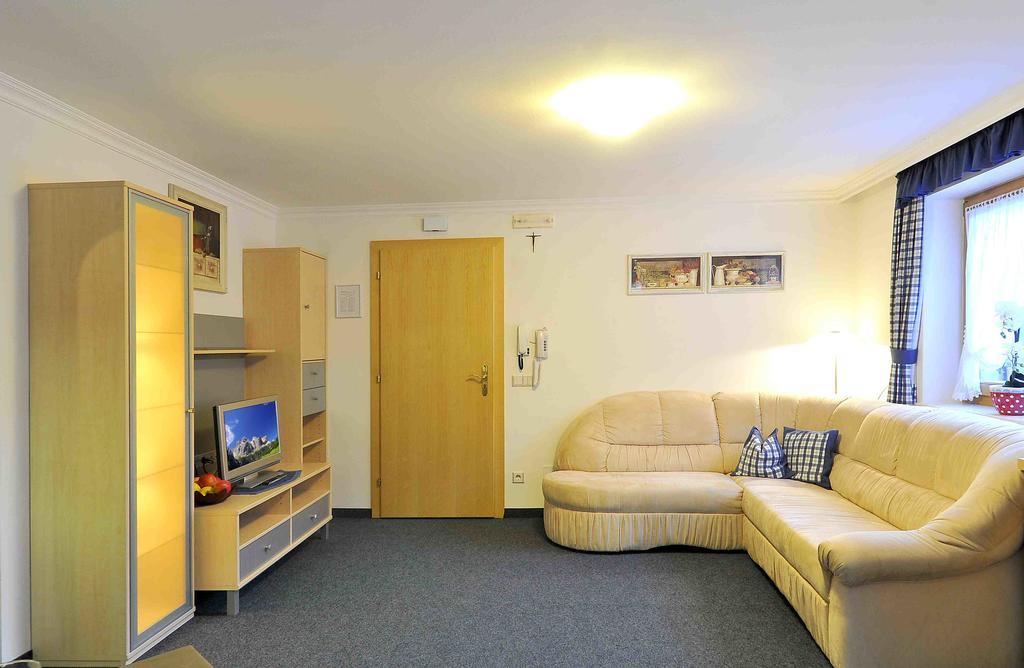 Apartment Ground Floor,1524851665:JPEG
