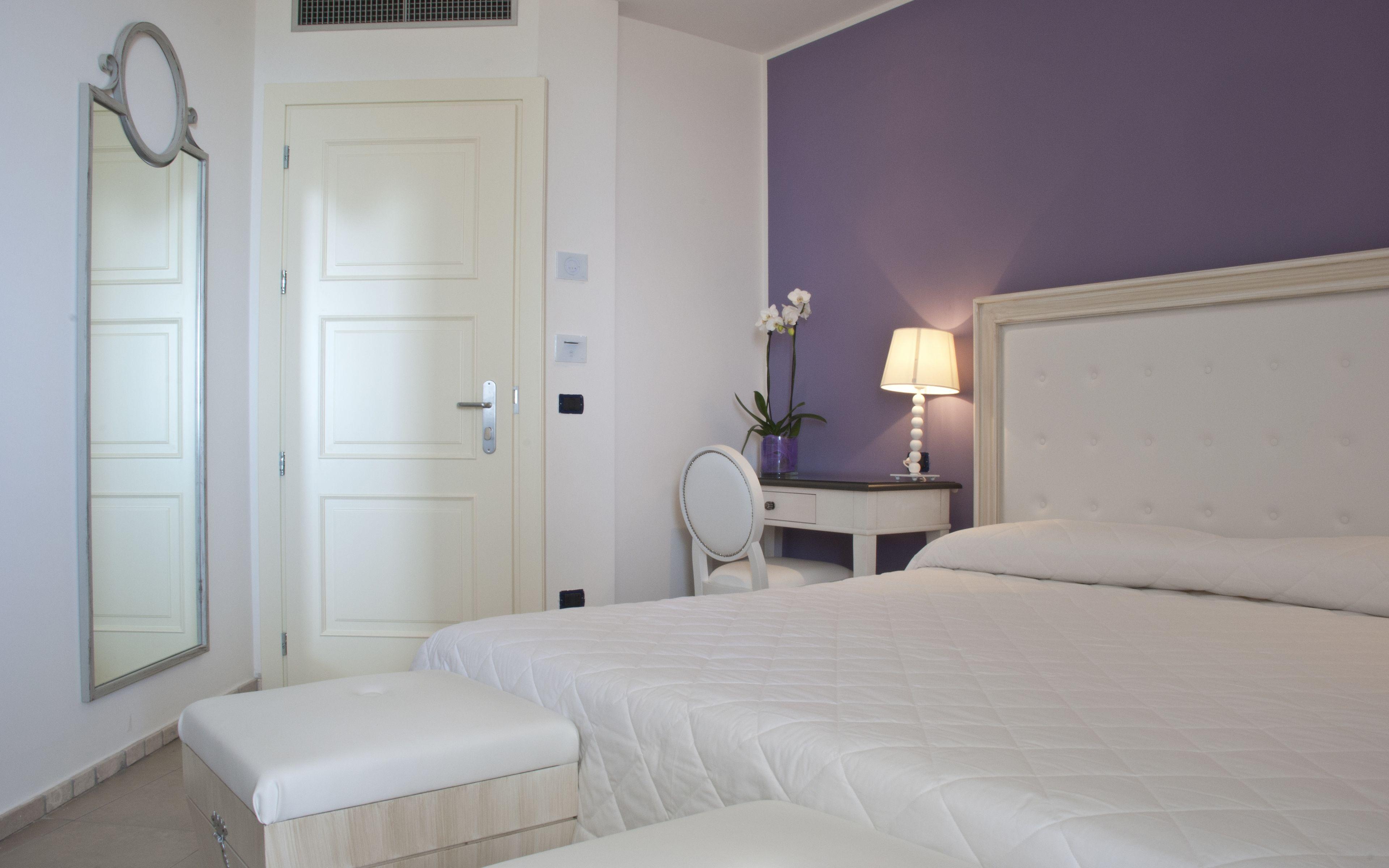 Small Double Room with Terrace,1756445458:JPEG