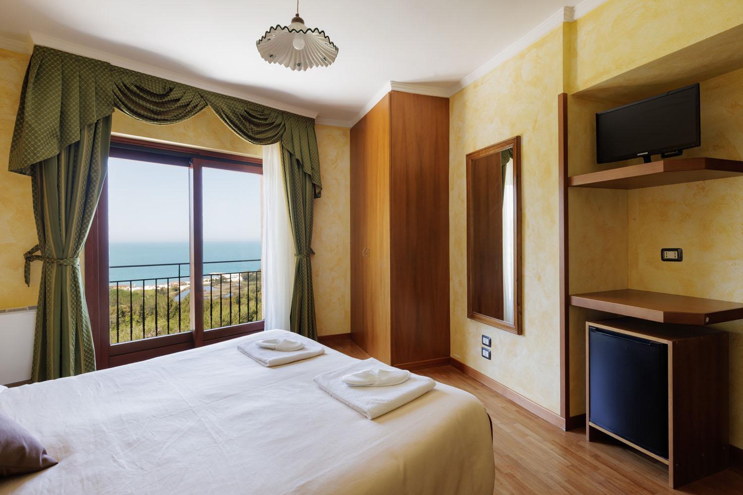 Standard Double or Twin Room Sea View