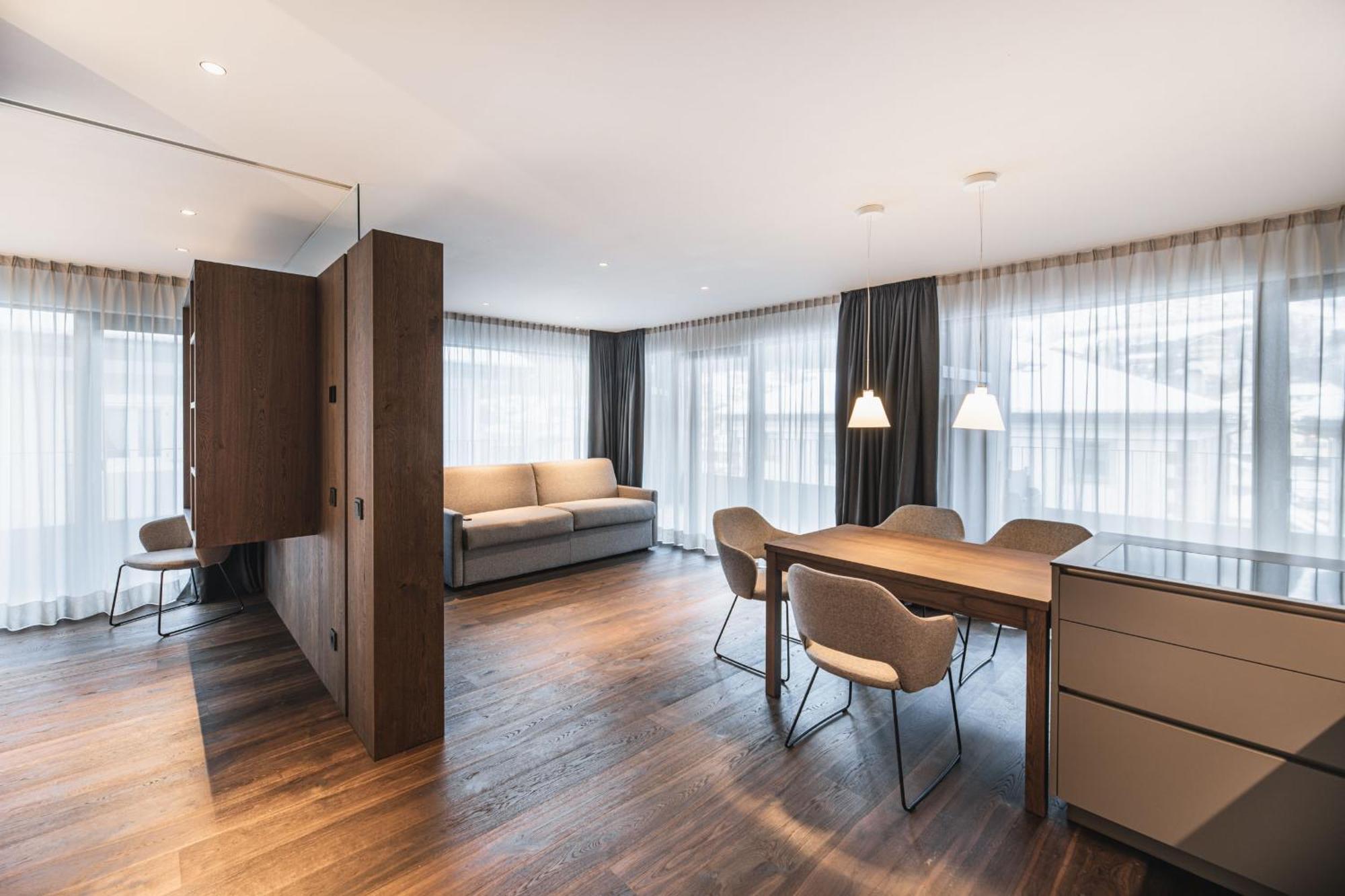 One-Bedroom Apartment,1717067385:JPEG