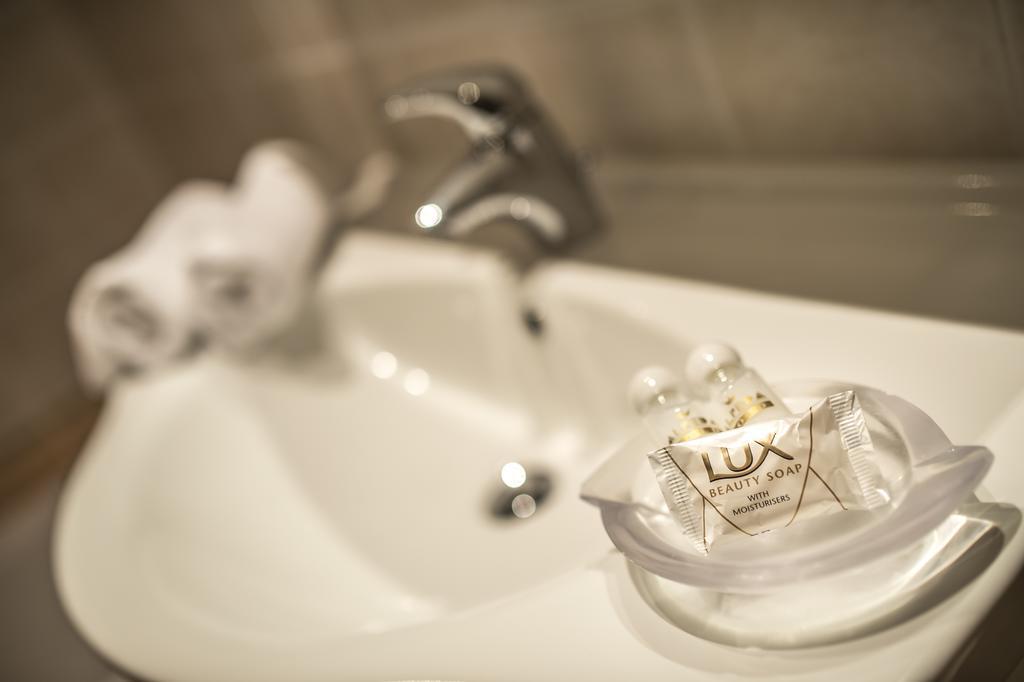 Two-Bedroom Apartment,172015851:JPEG