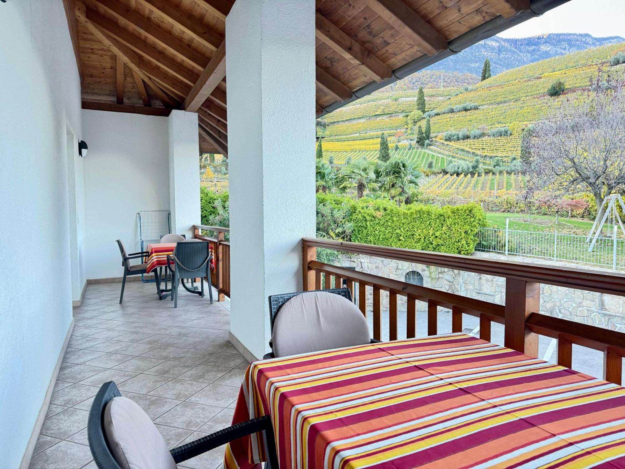 Apartment mit 2 Schlafzimmern und Terrasse