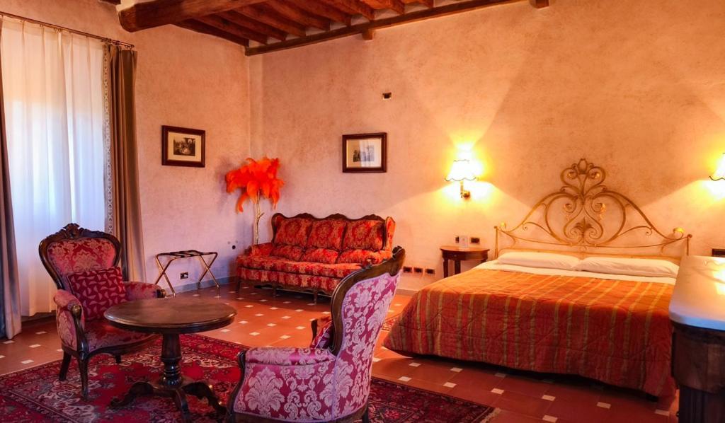 King Room
