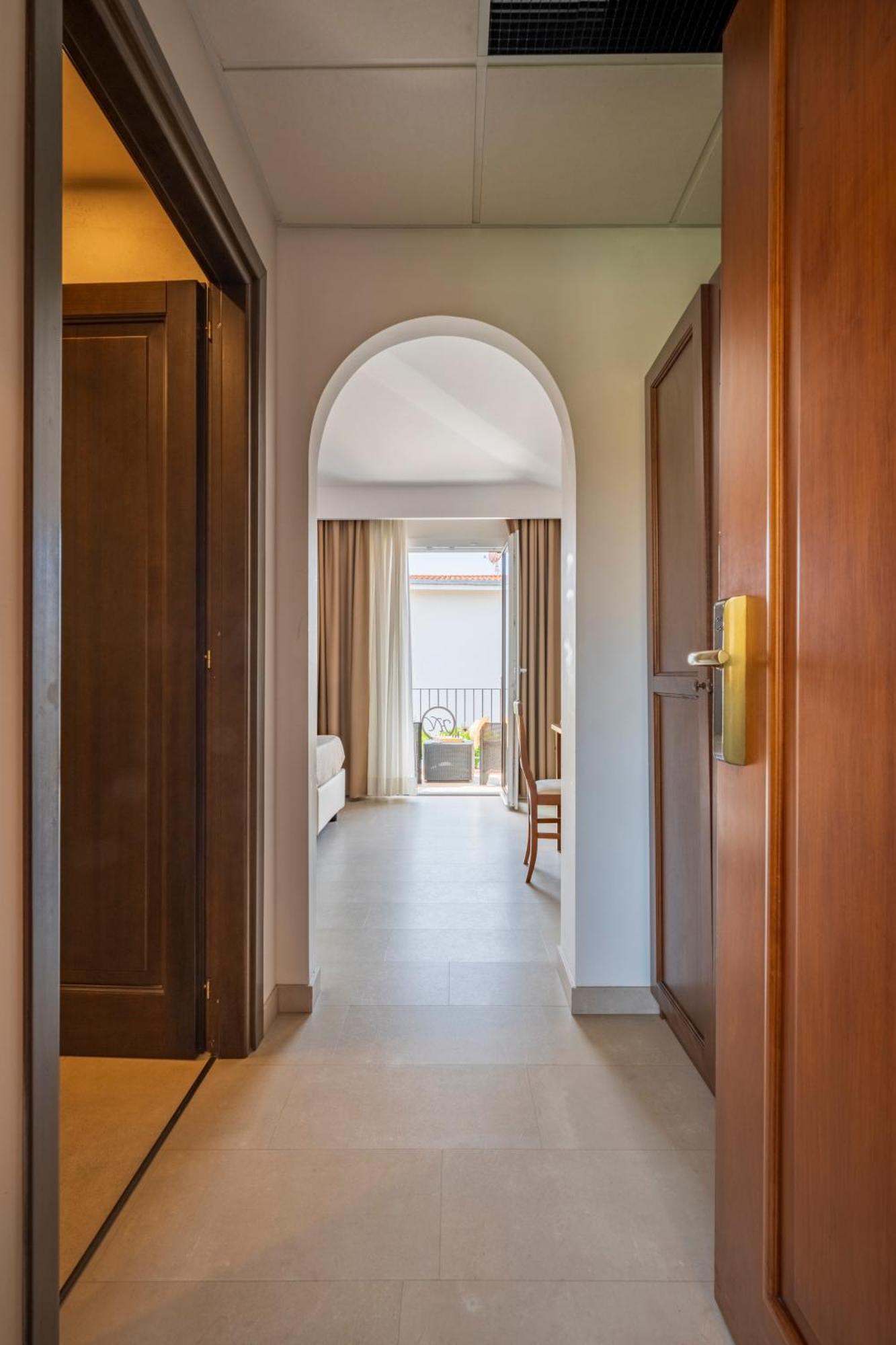 Double or Twin Room with Balcony,1739370365:JPEG