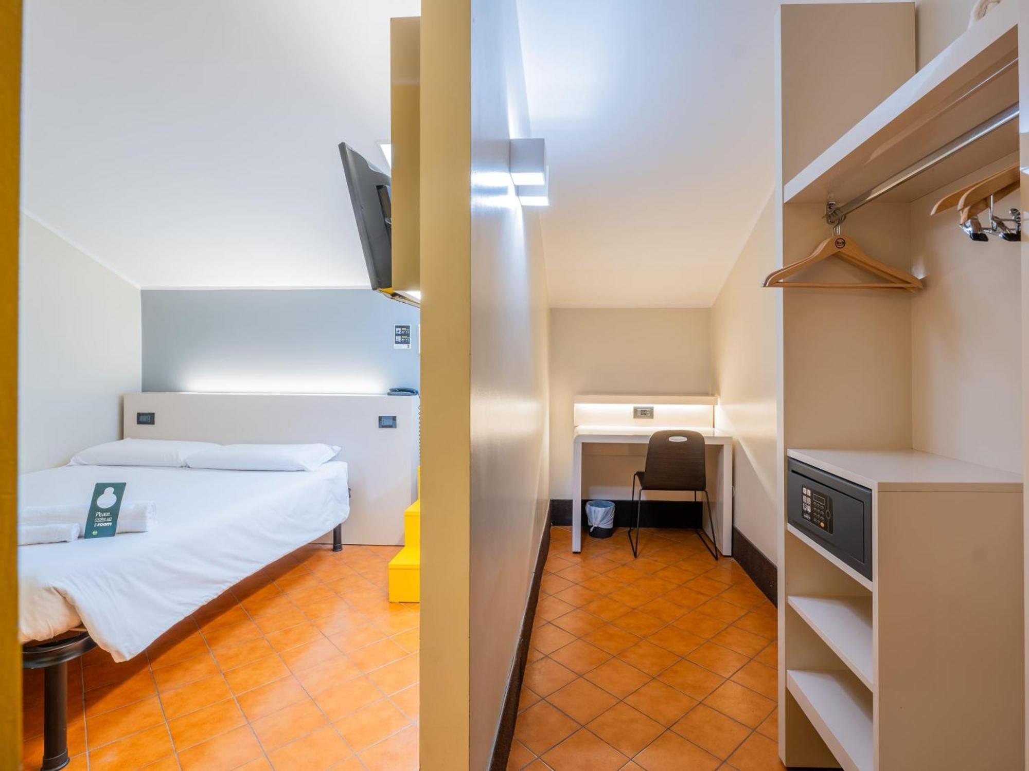 Economy Double Room