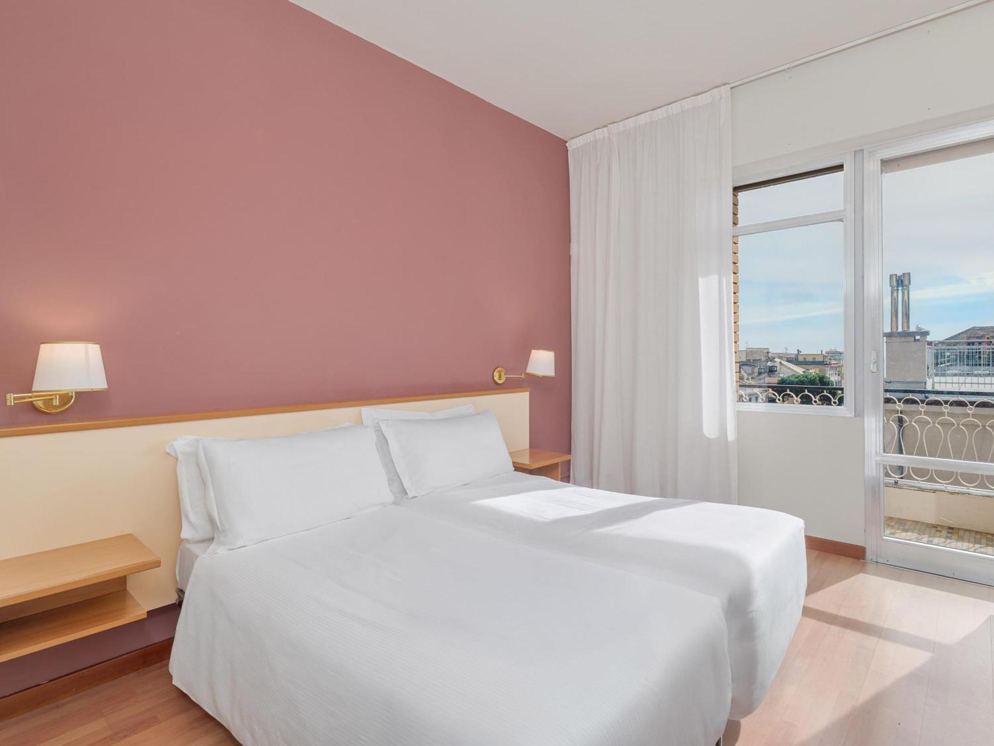 Twin Room,1742590877:JPEG