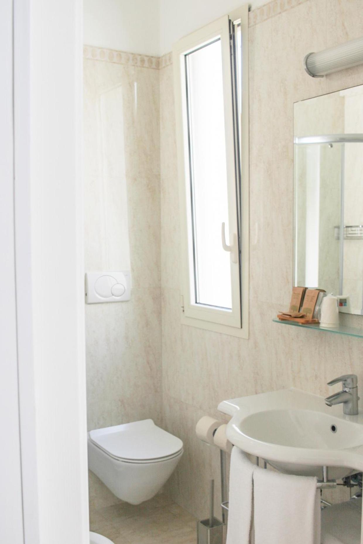 Double Room Single Use