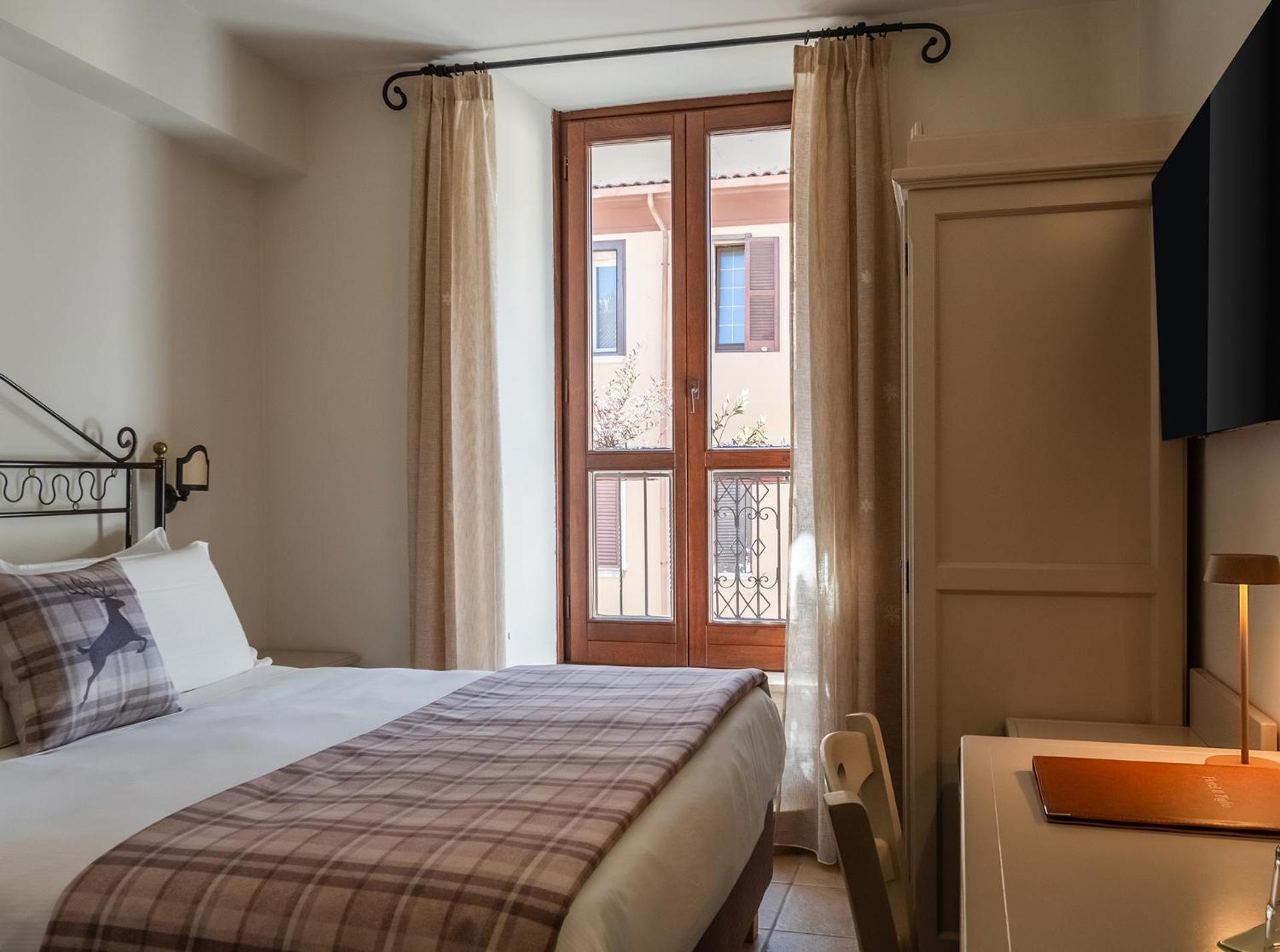 Double Room with Balcony,1742654601:JPEG