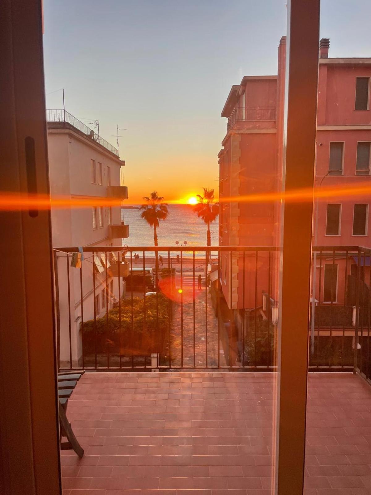 Double or Twin Room with Sea View