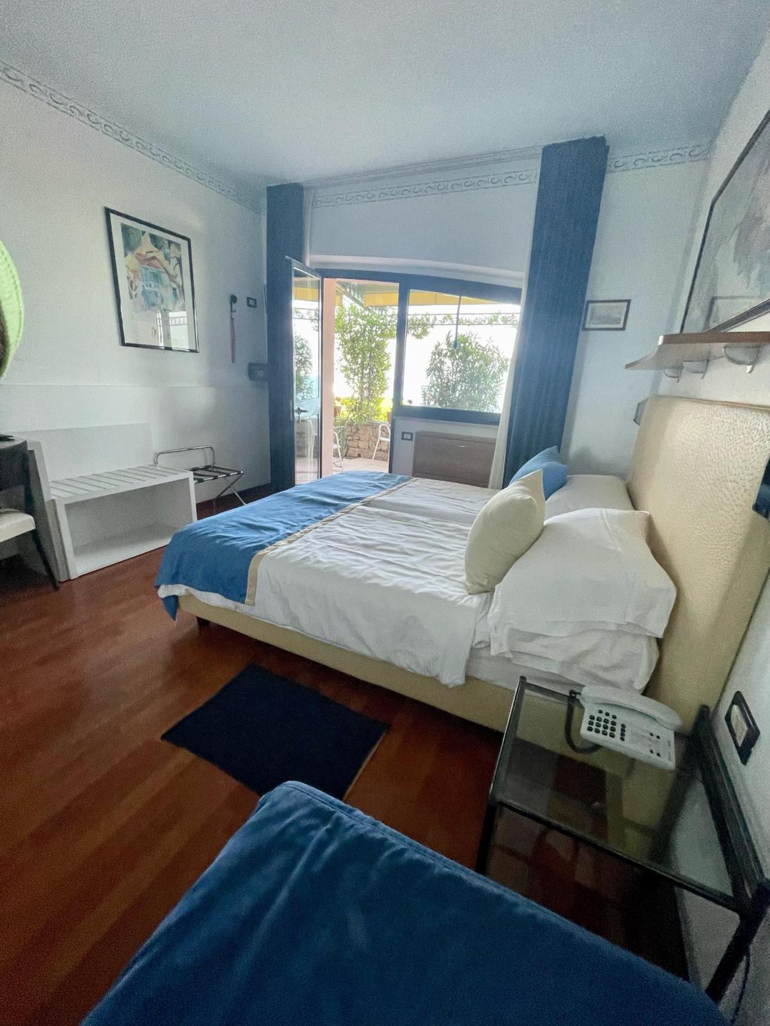 Double or Twin Room with Terrace,1742879700:JPEG