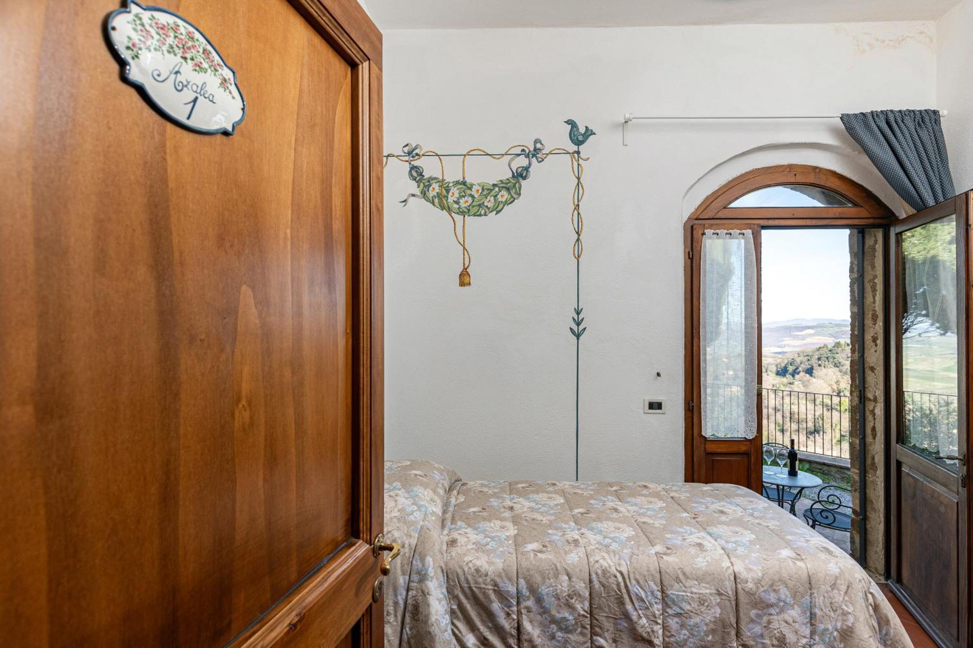 Small Single Room