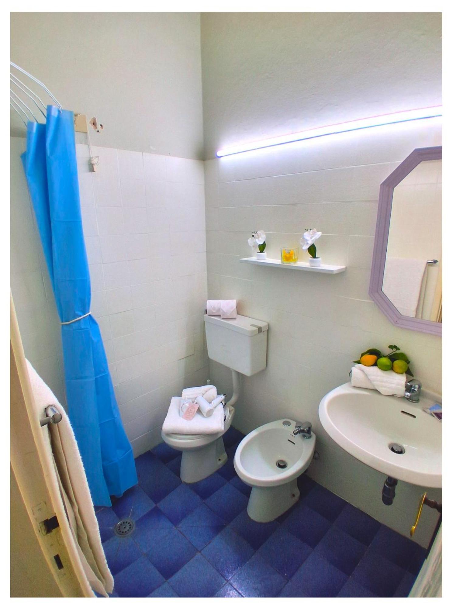 Quadruple Room with Mountain View,1743000627:JPEG