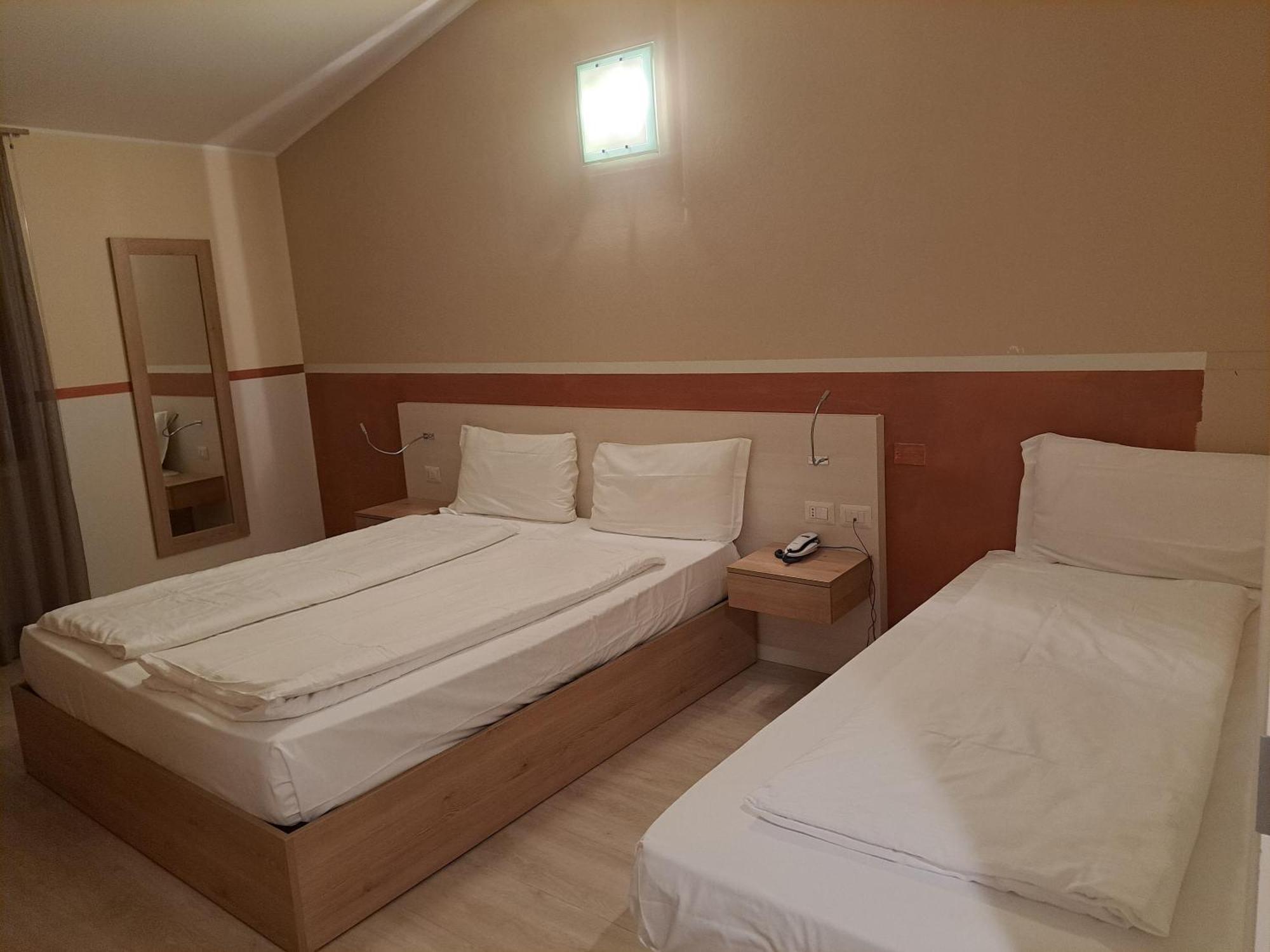 Economy Dreibettzimmer