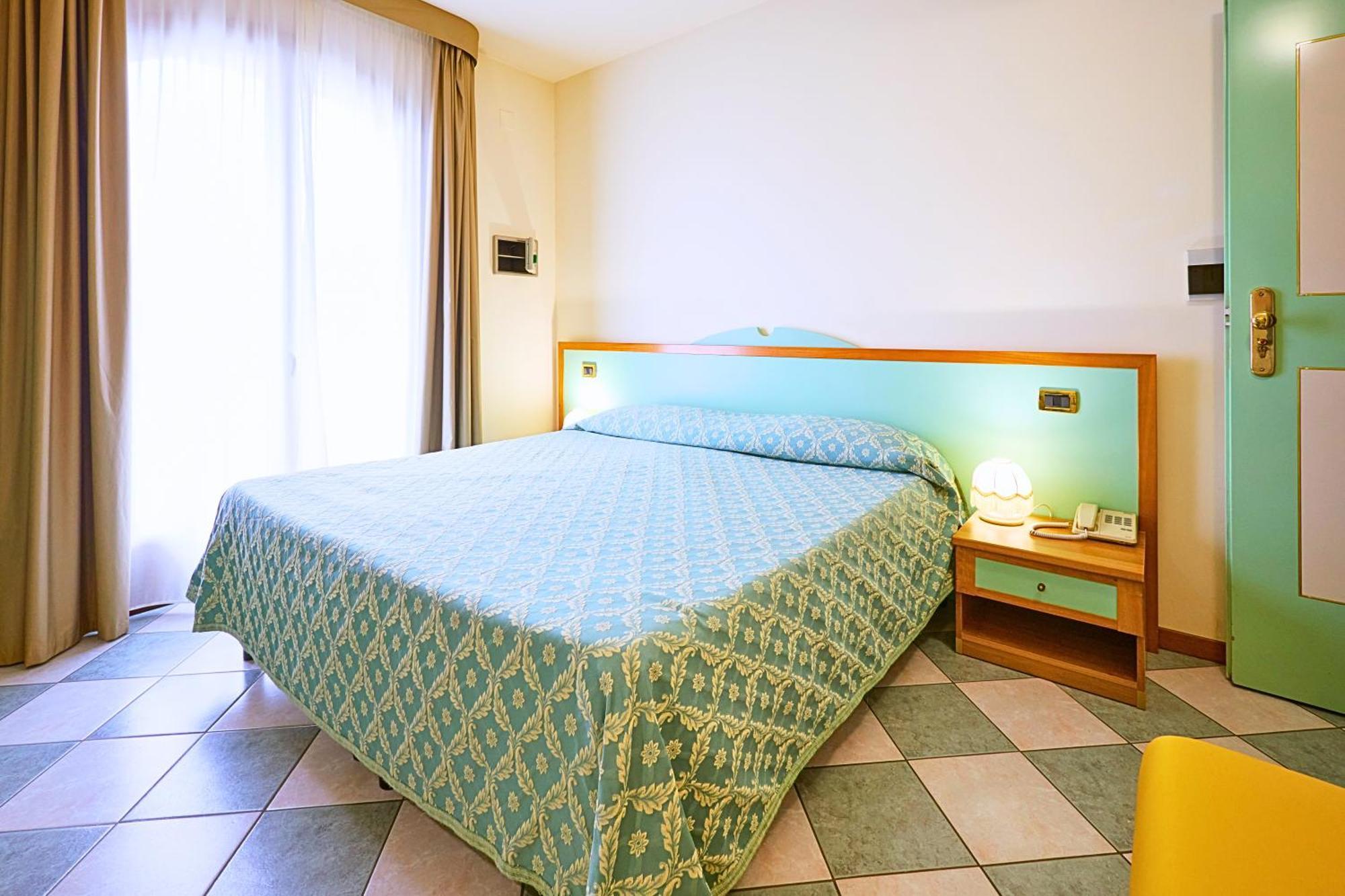 Standard Double Room,1746884444:JPEG