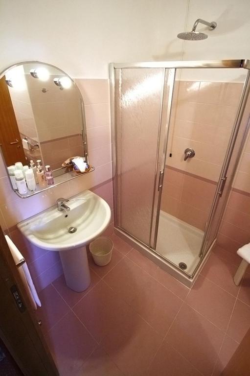 Chambre Double pour 1 Adulte