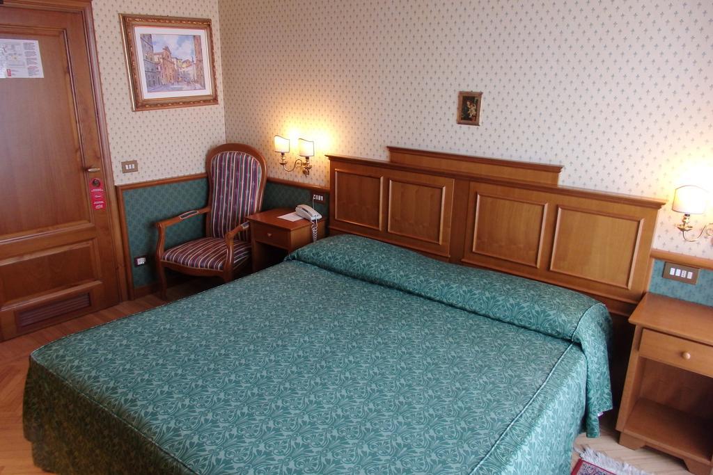 2 Onderling Verbonden Kamers