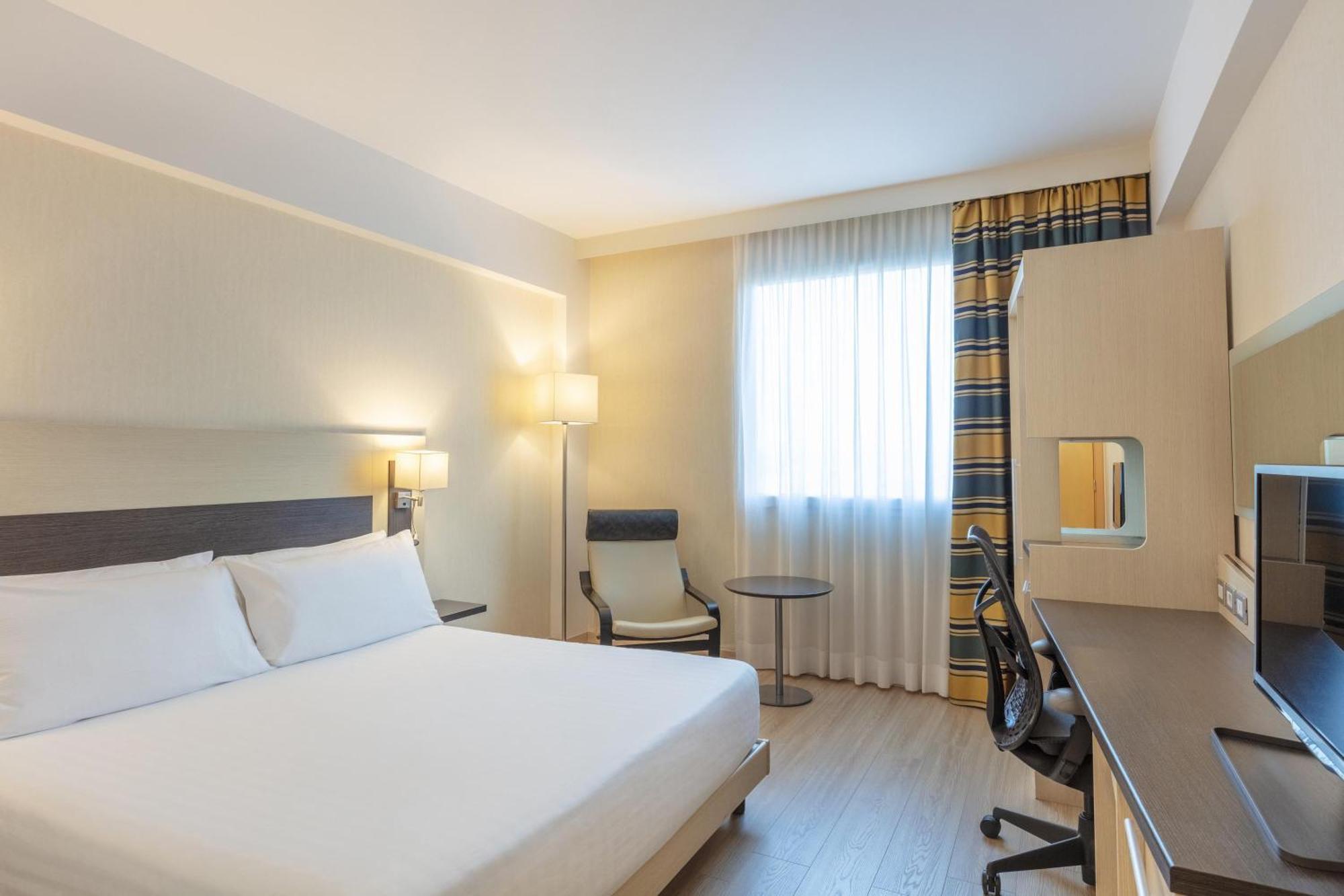 Habitación con cama extragrande