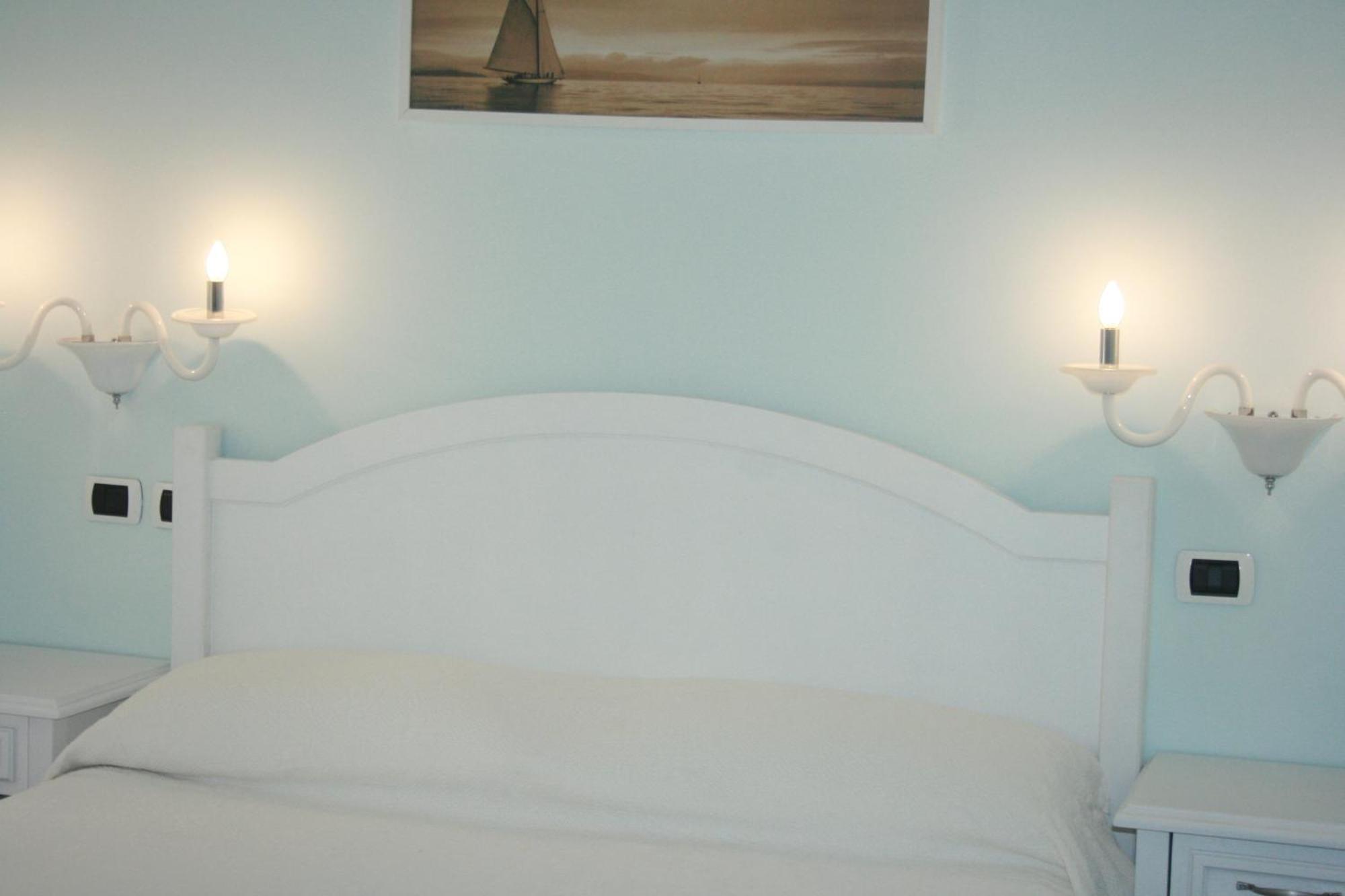 Triple Room,703840012:JPEG