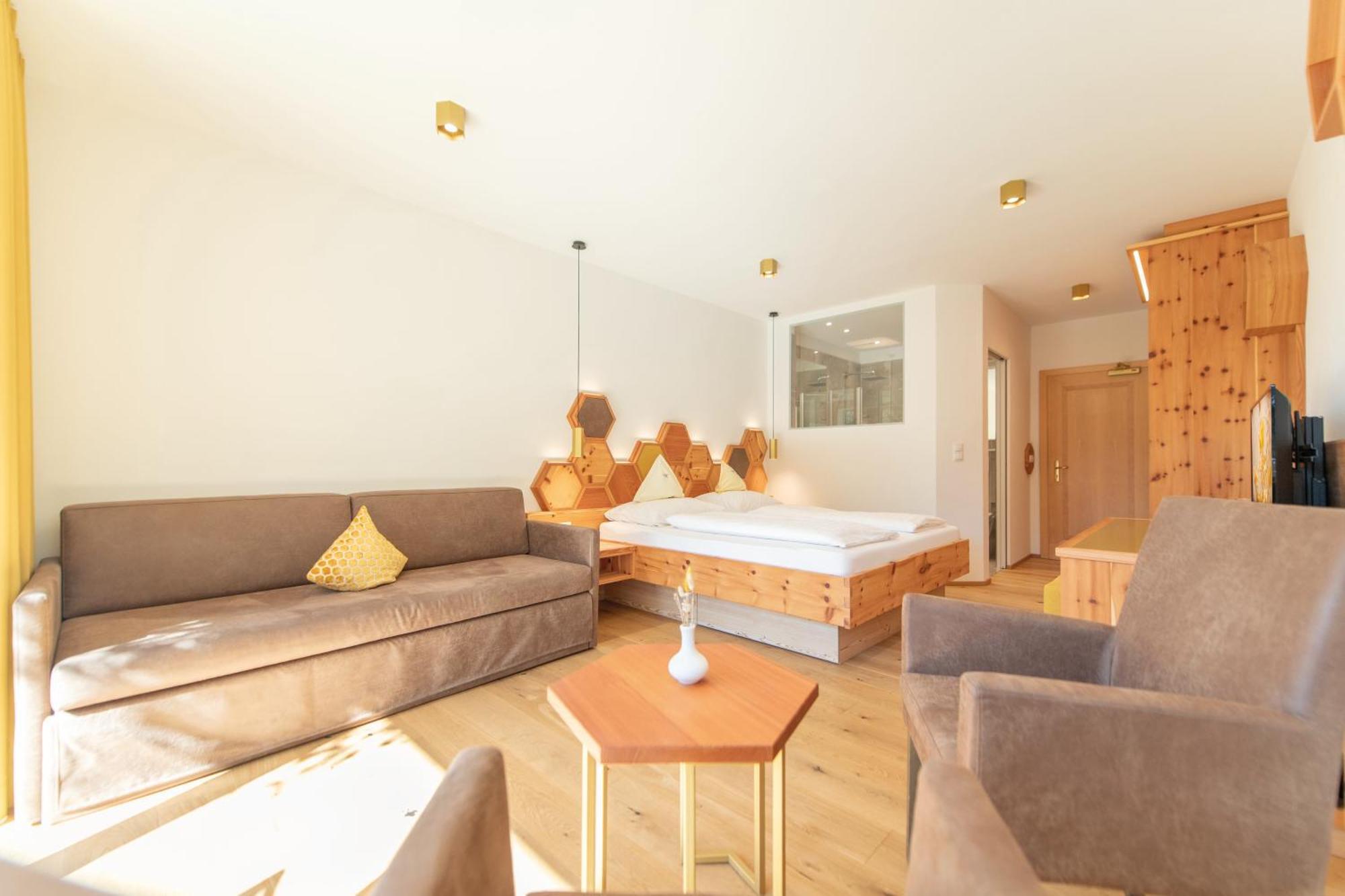 Familienzimmer (2 Erwachsene + 2 Kinder)