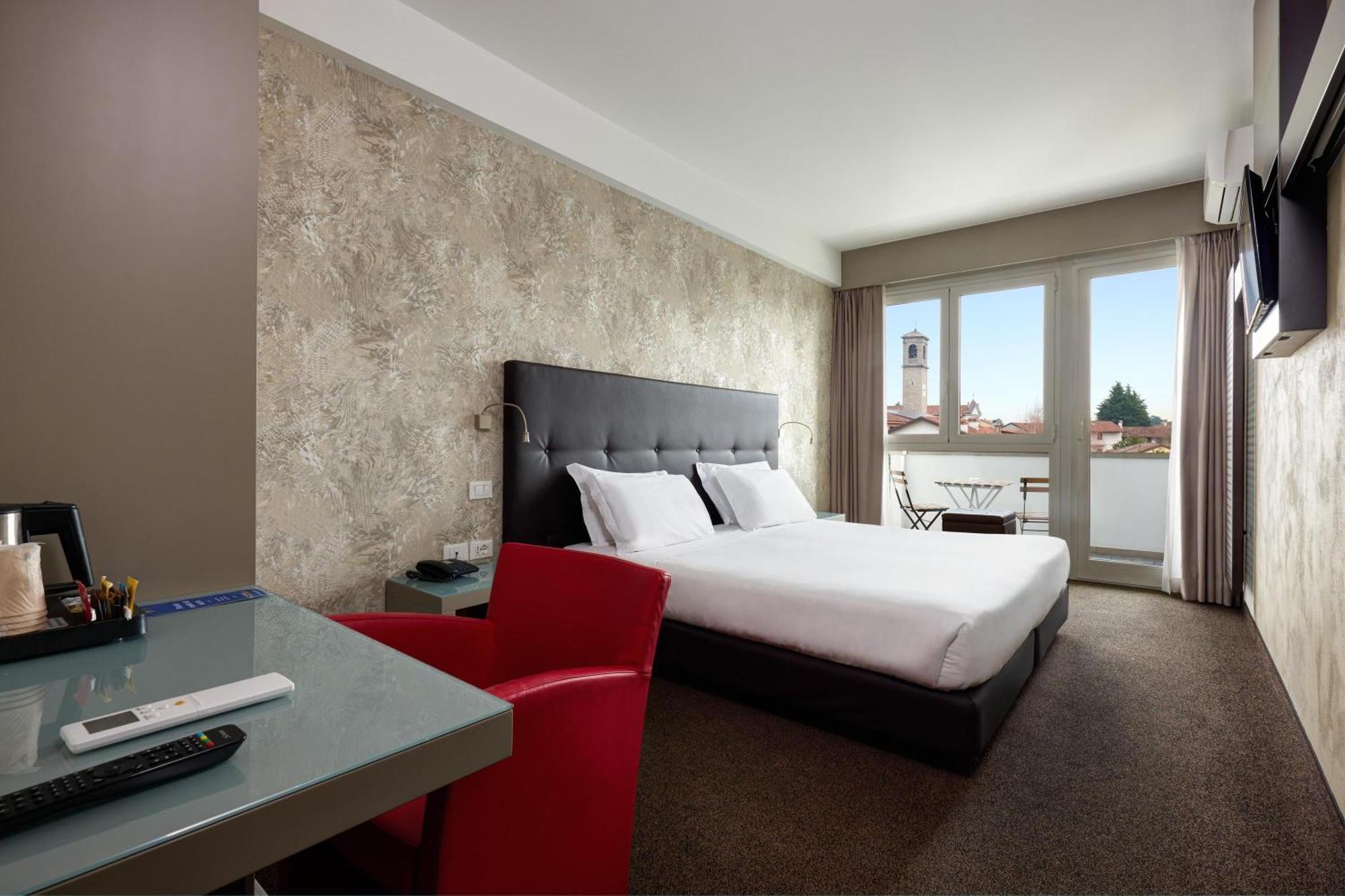 Comfort King Room